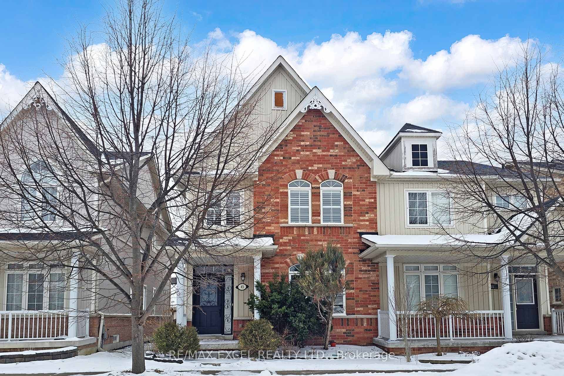 43 Evaridge Drive photo 1