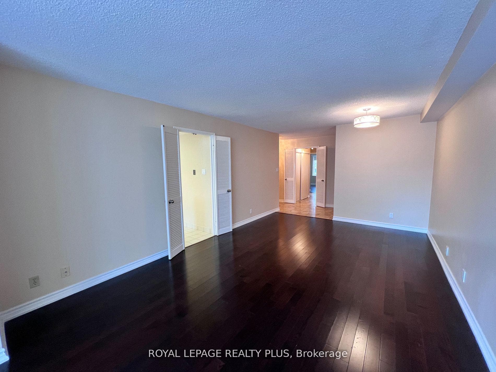 44 Gerrard Street Unit 1601 photo 5