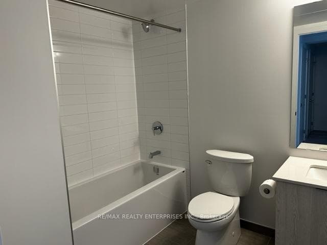 357 King Street Unit 3003 photo 13
