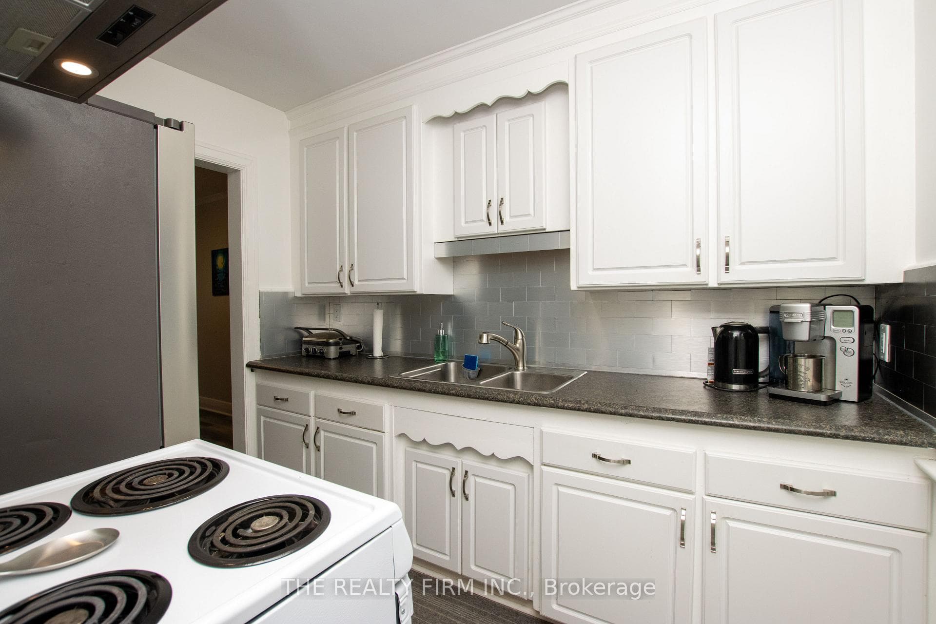 1319 Wilton Avenue photo 17