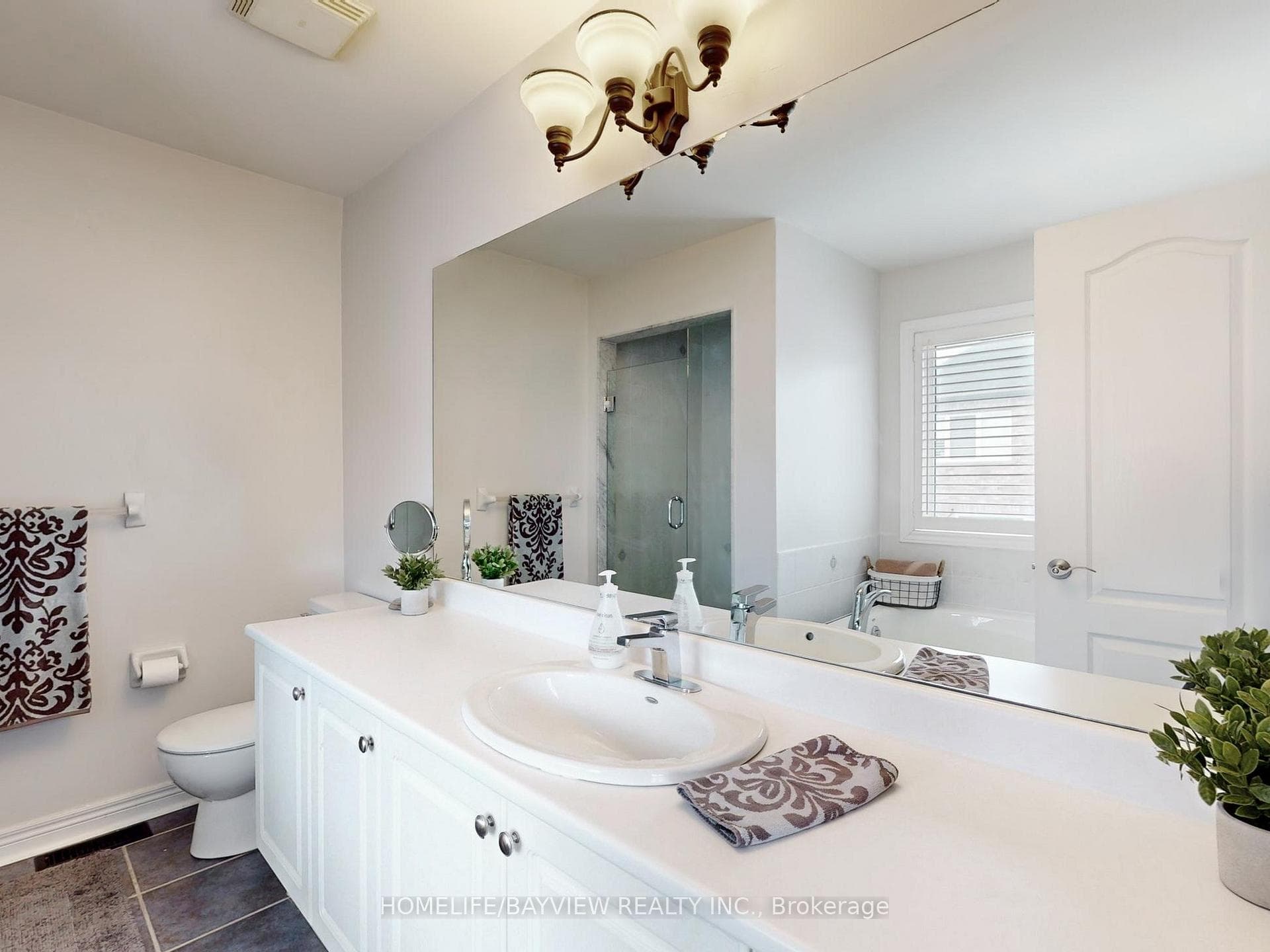 86 Hoppington Avenue photo 26