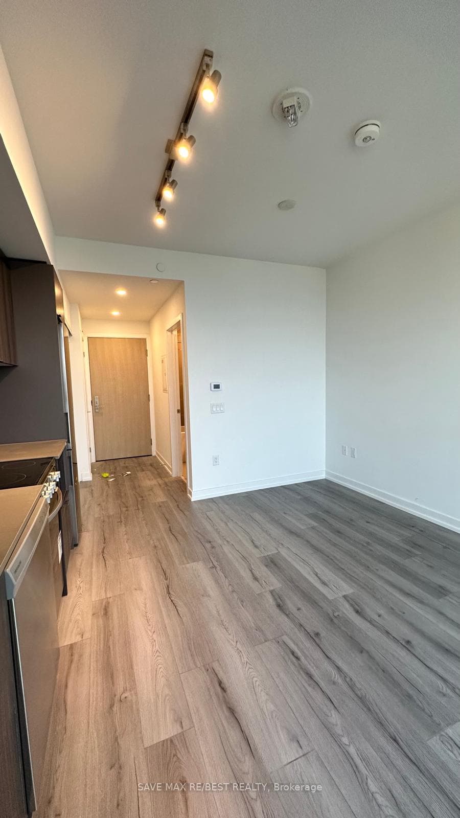 395 Bloor Street Unit 4908 photo 2