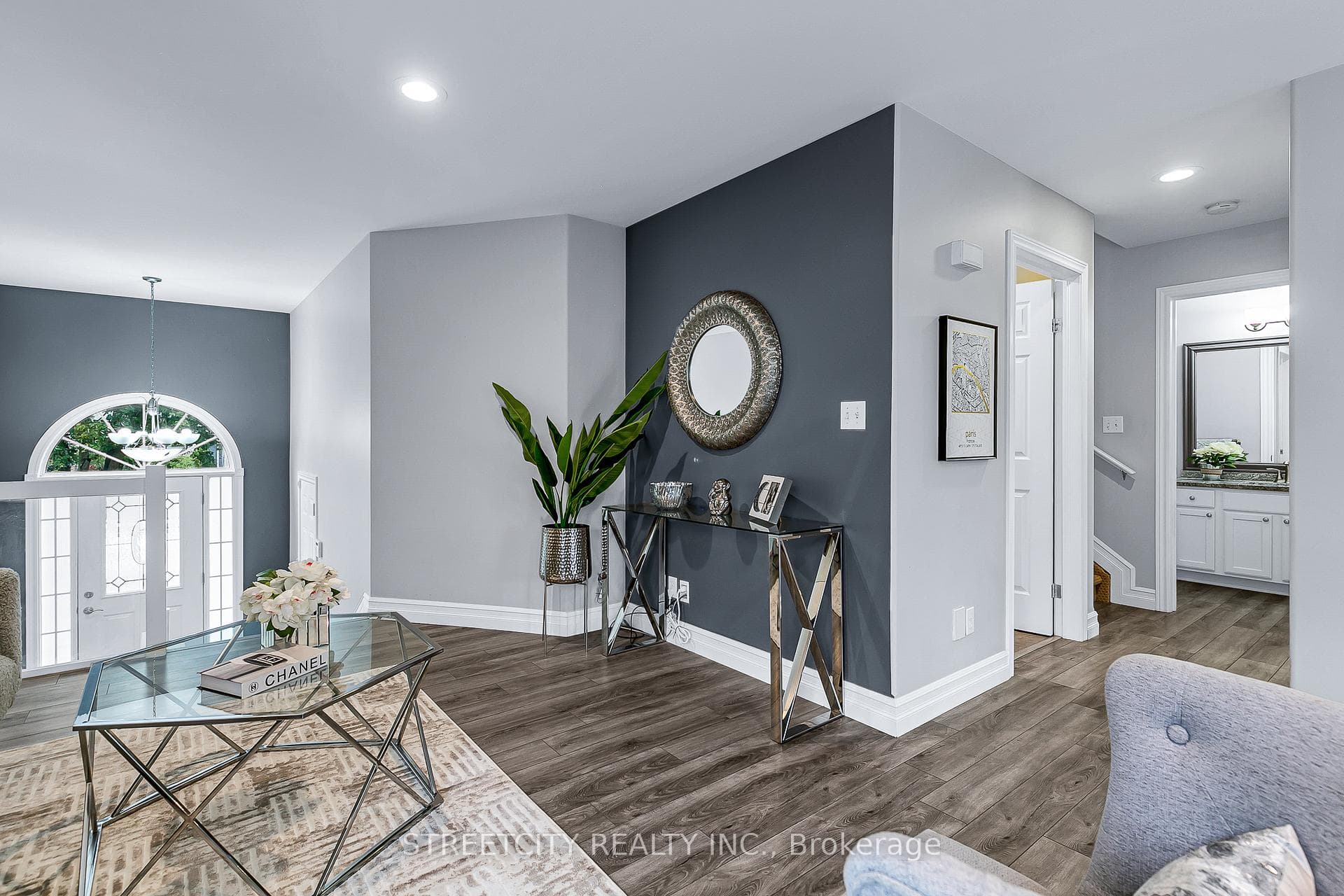 465 Jewel Street photo 12