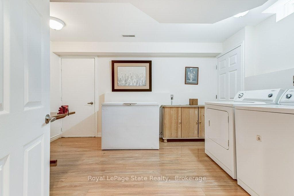 25 Golden Iris Crescent photo 27