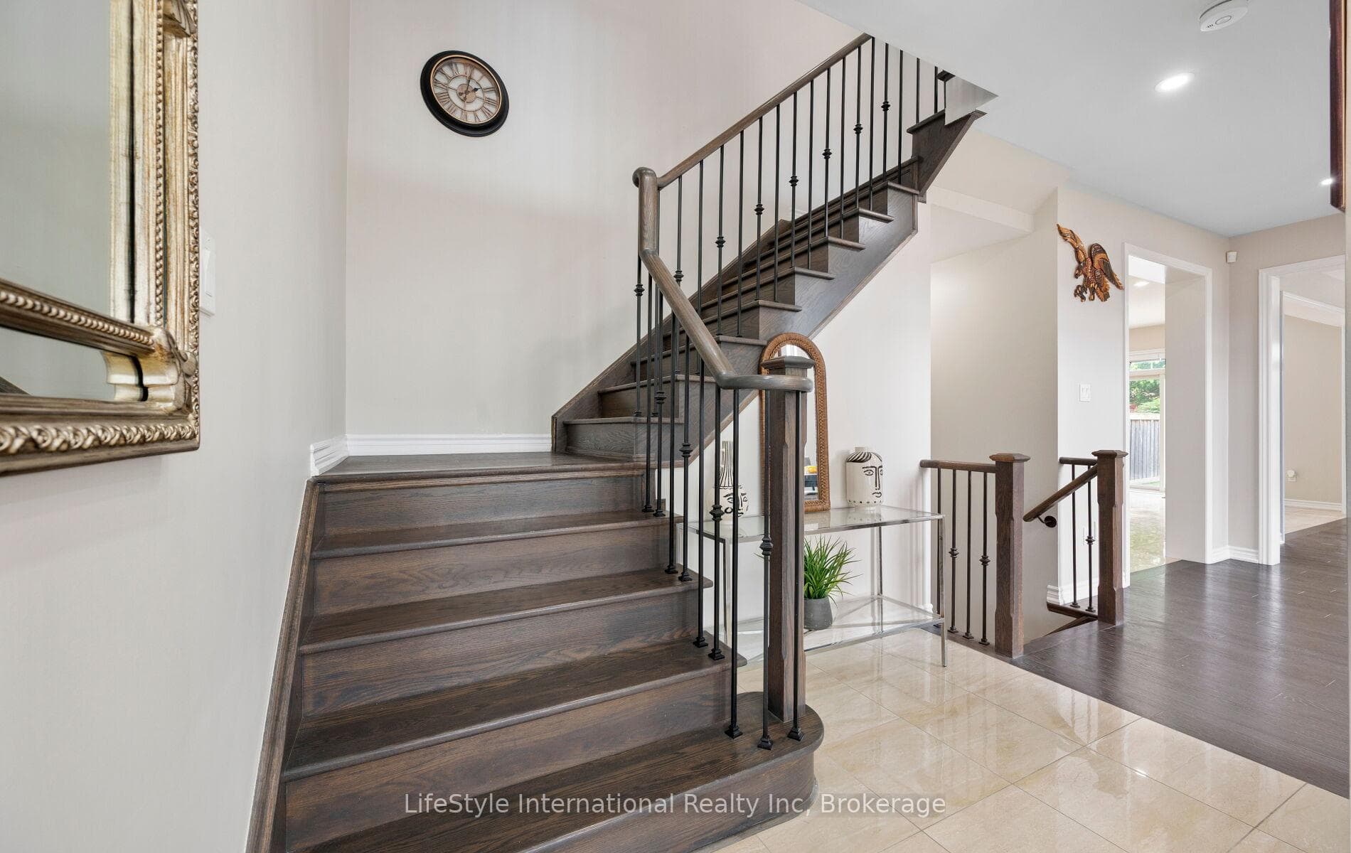 48 Hawke Crescent photo 29