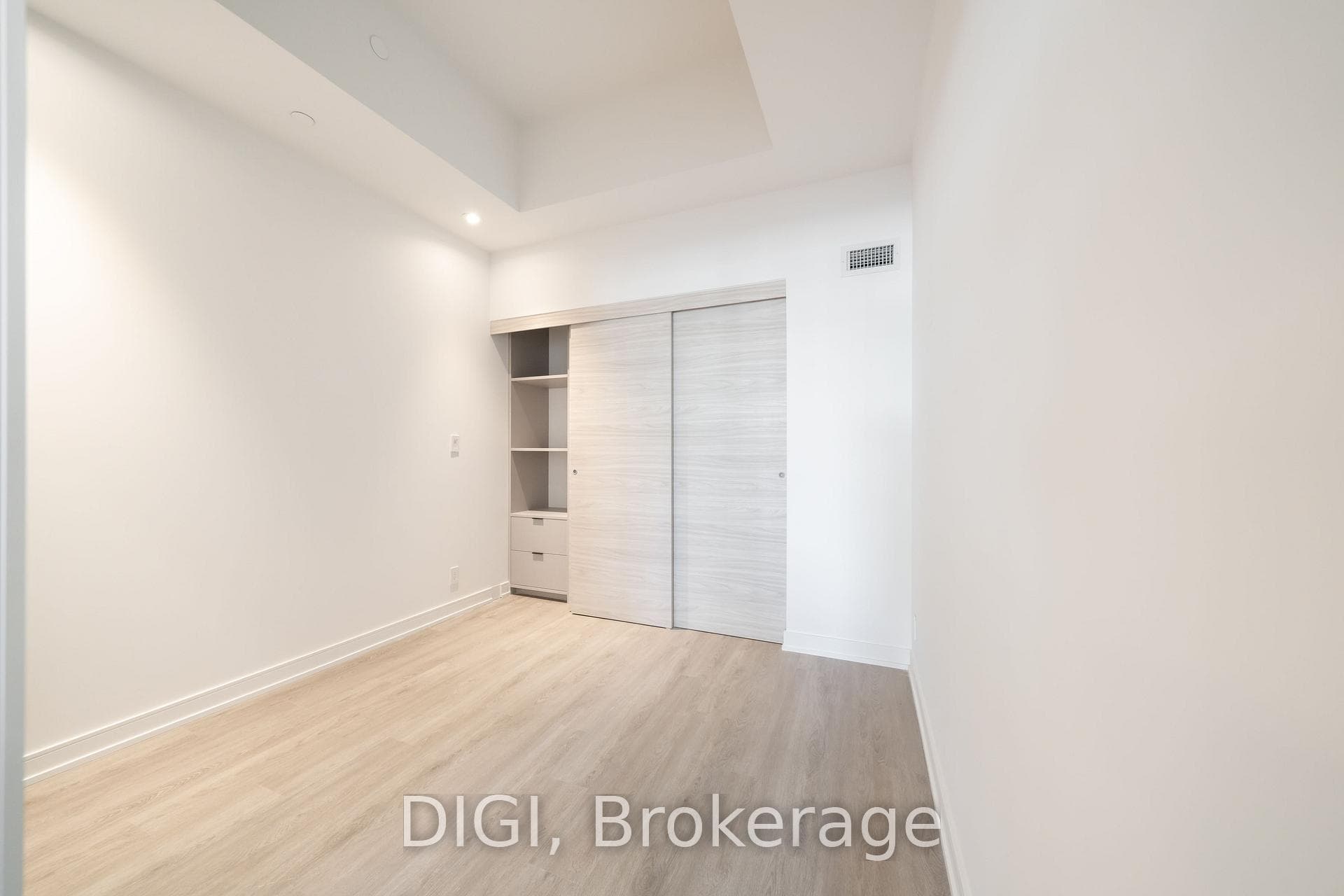 485 Perth Avenue Unit W325 photo 18