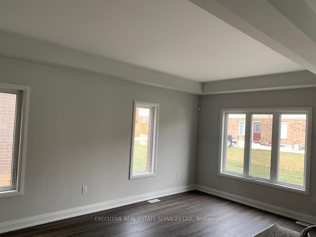 26 Bur Oak Drive photo 5
