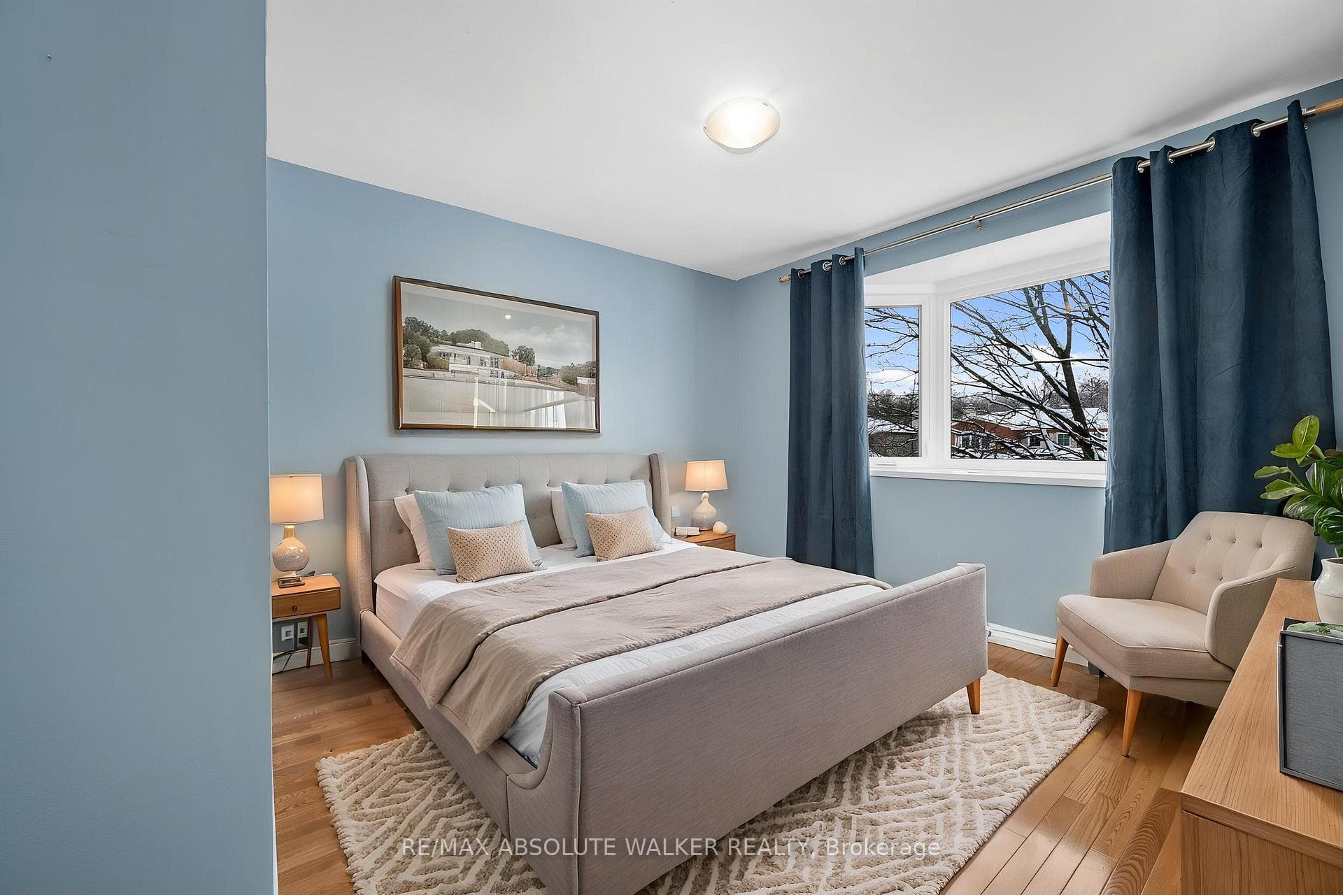 1849 Montereau Avenue photo 27