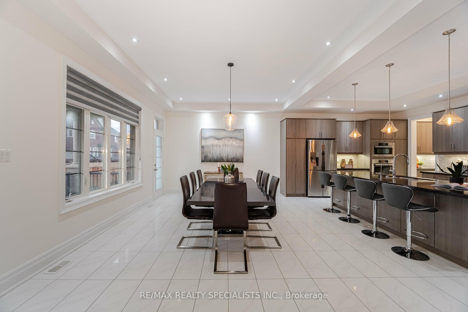 18 Falkland Road photo 16
