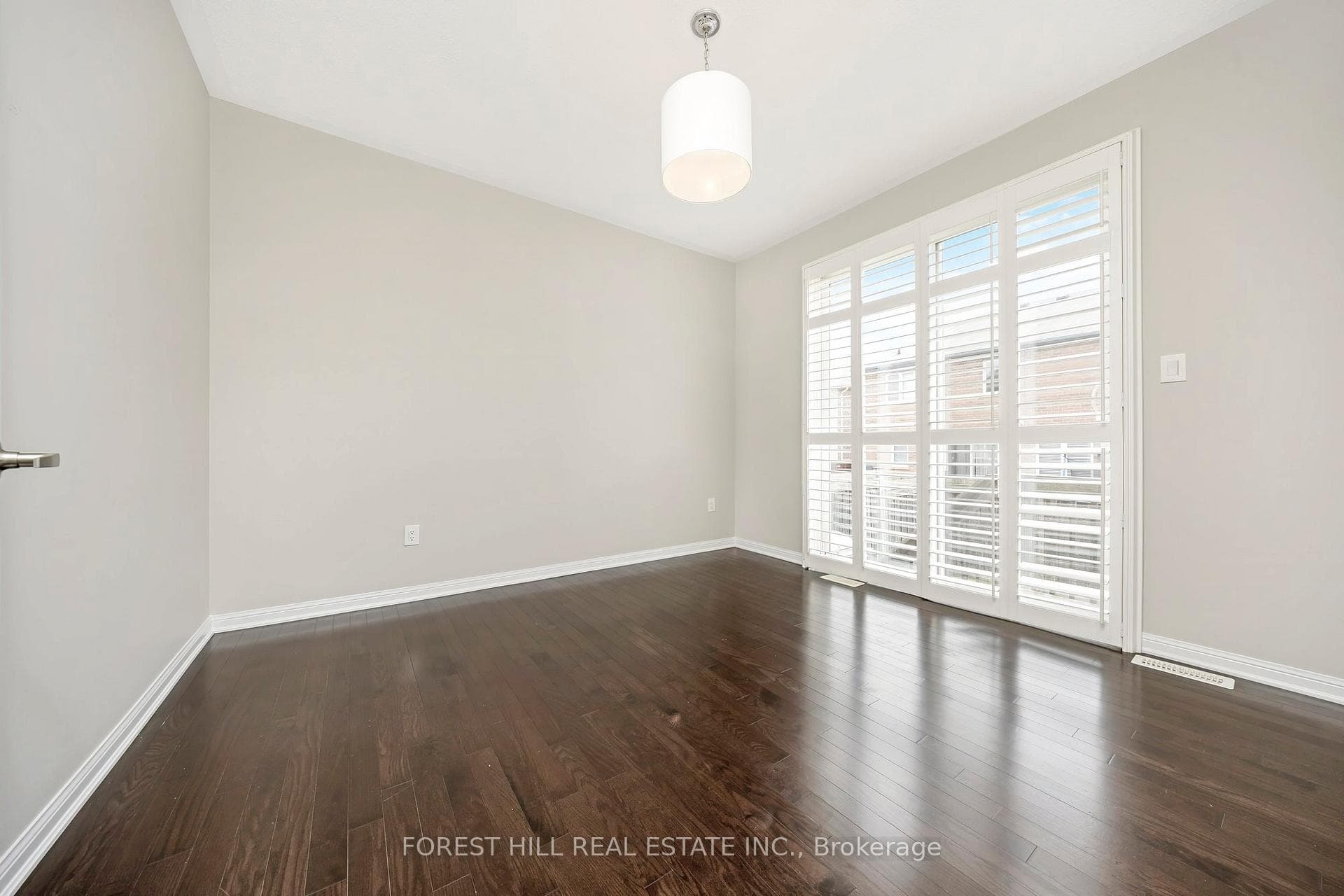 928 Dice Way photo 12