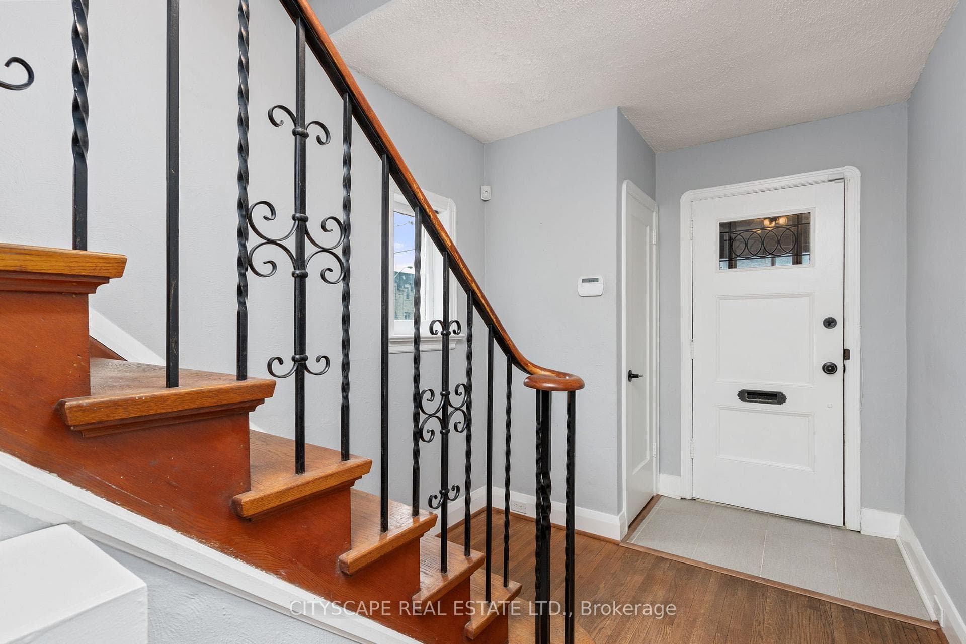 51 Denvale Road photo 5