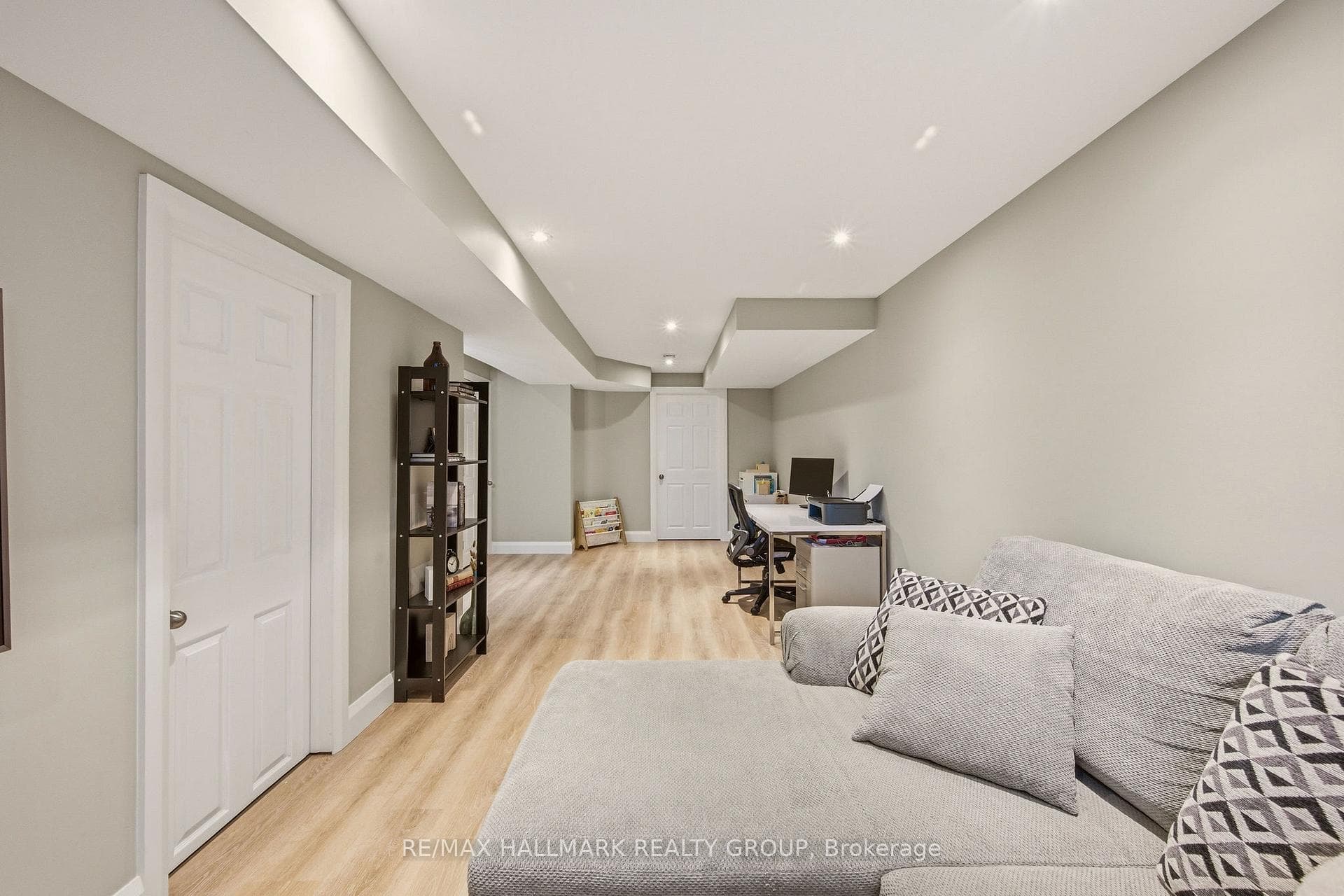 154 Talltree Crescent photo 36