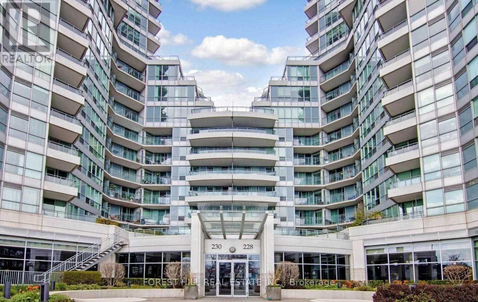 230 Queens Quay Unit 1526 photo 24