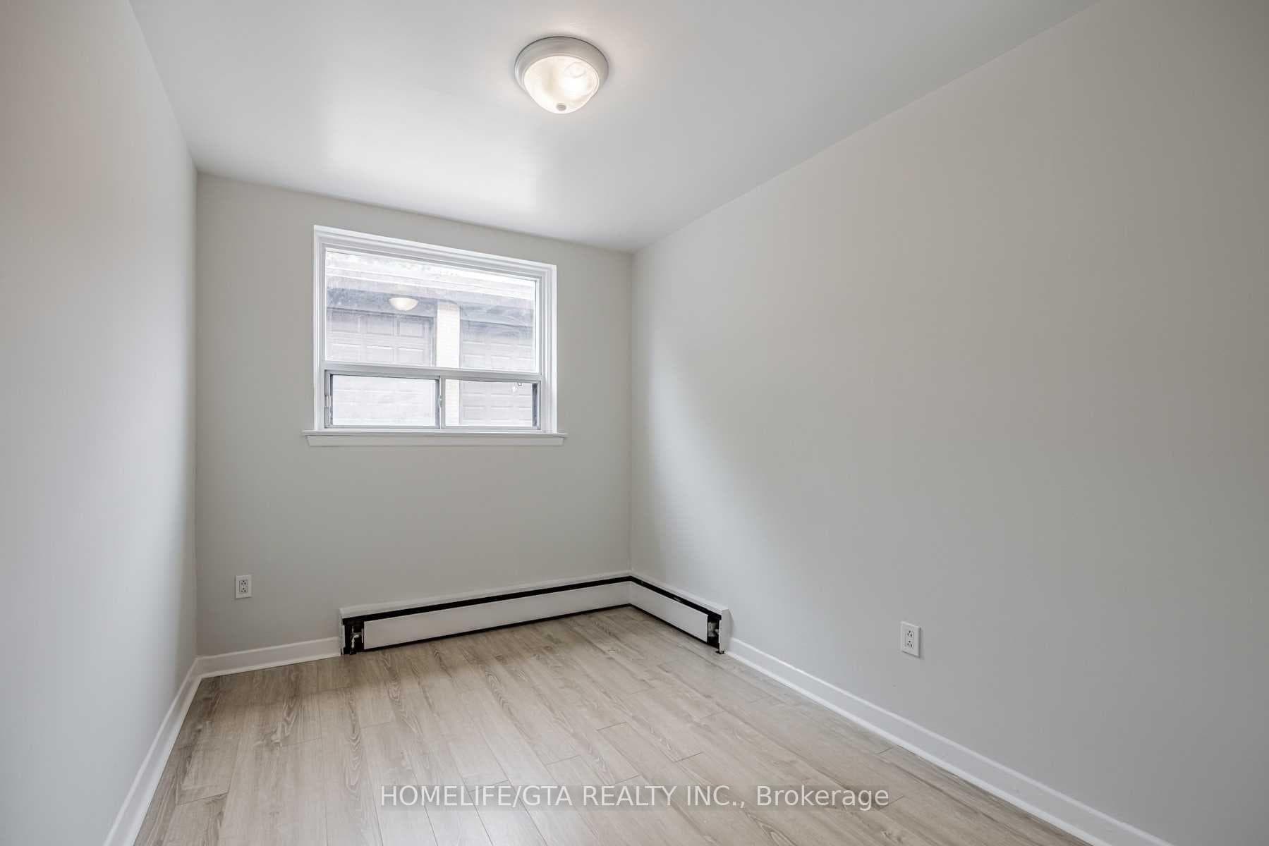 2255 Kipling Avenue Unit 1 photo 17