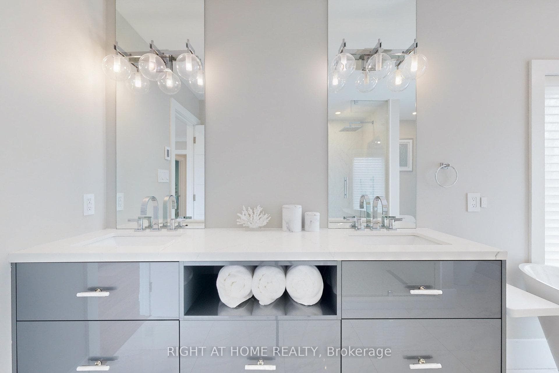 81 Verdi Road photo 30
