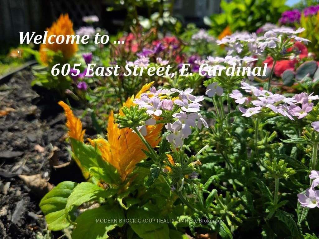 605 EAST Street photo 2