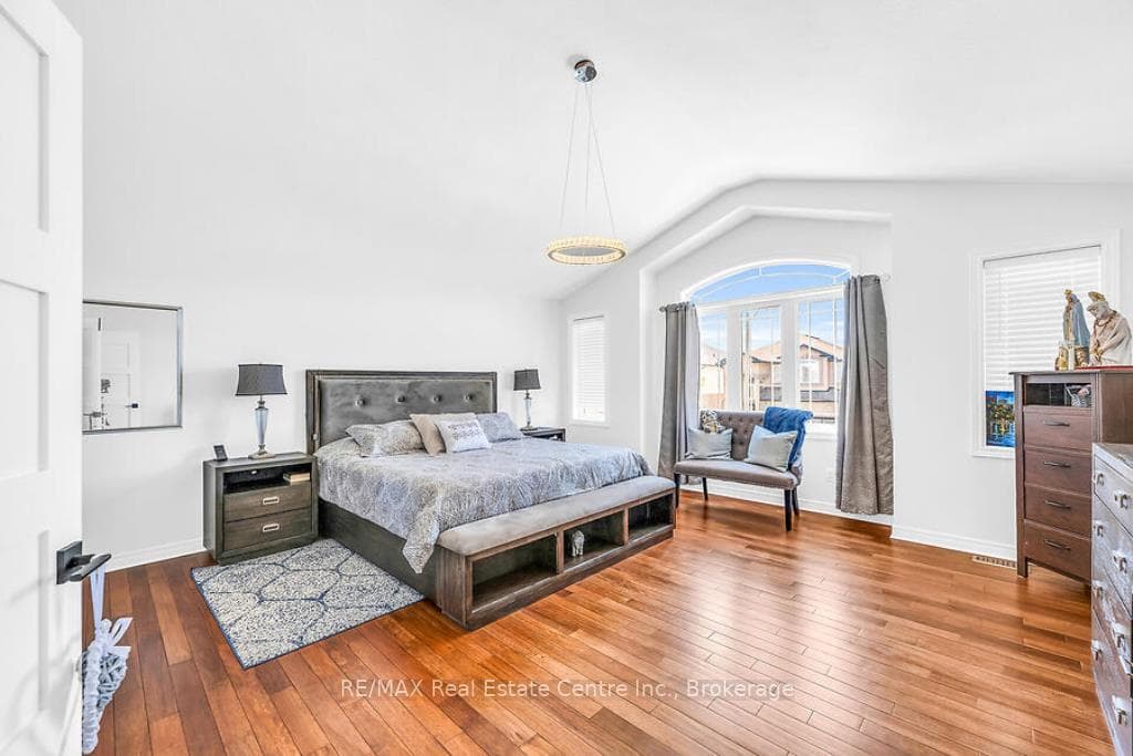59 Onyx Court photo 22
