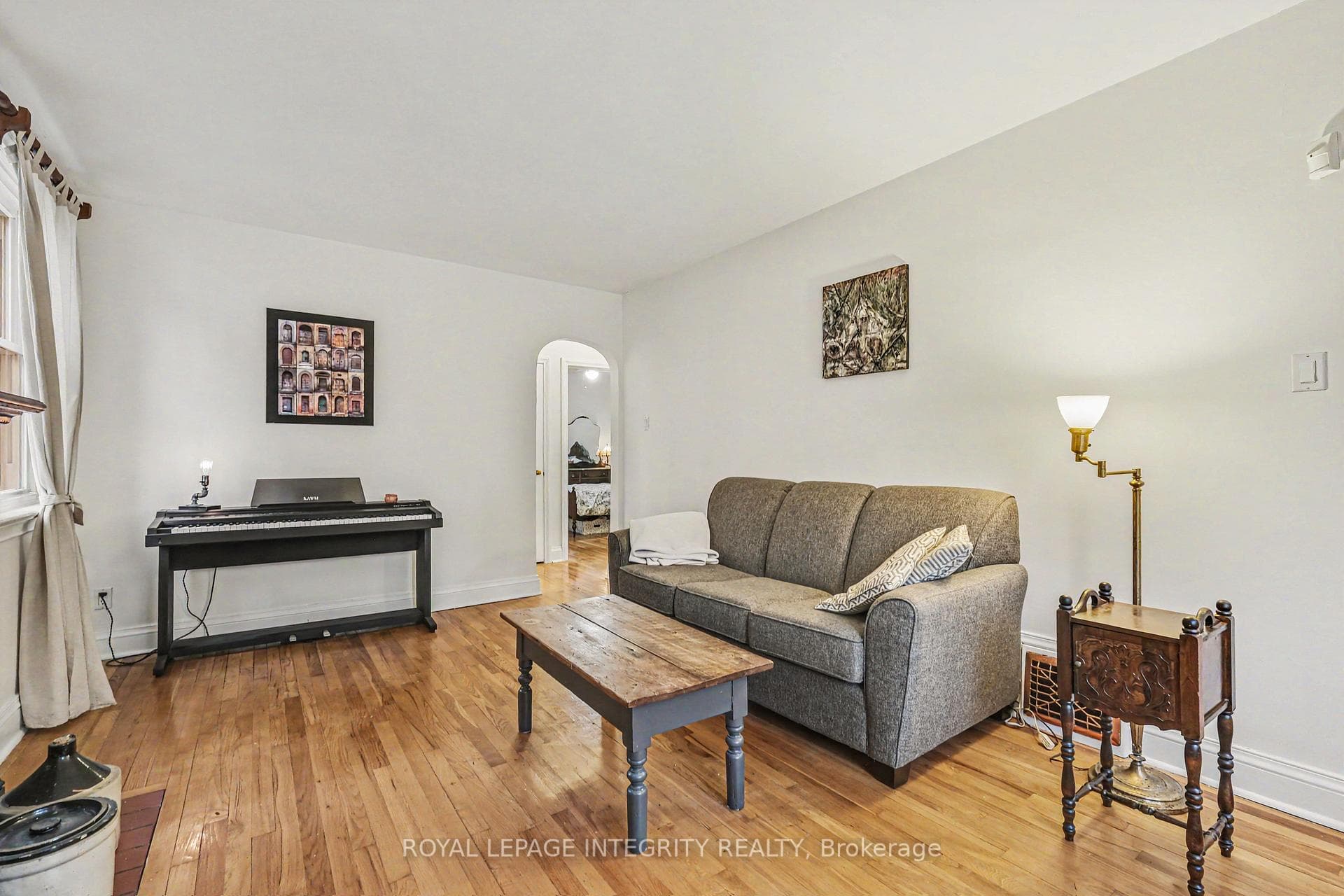 15 Beverley Avenue photo 6