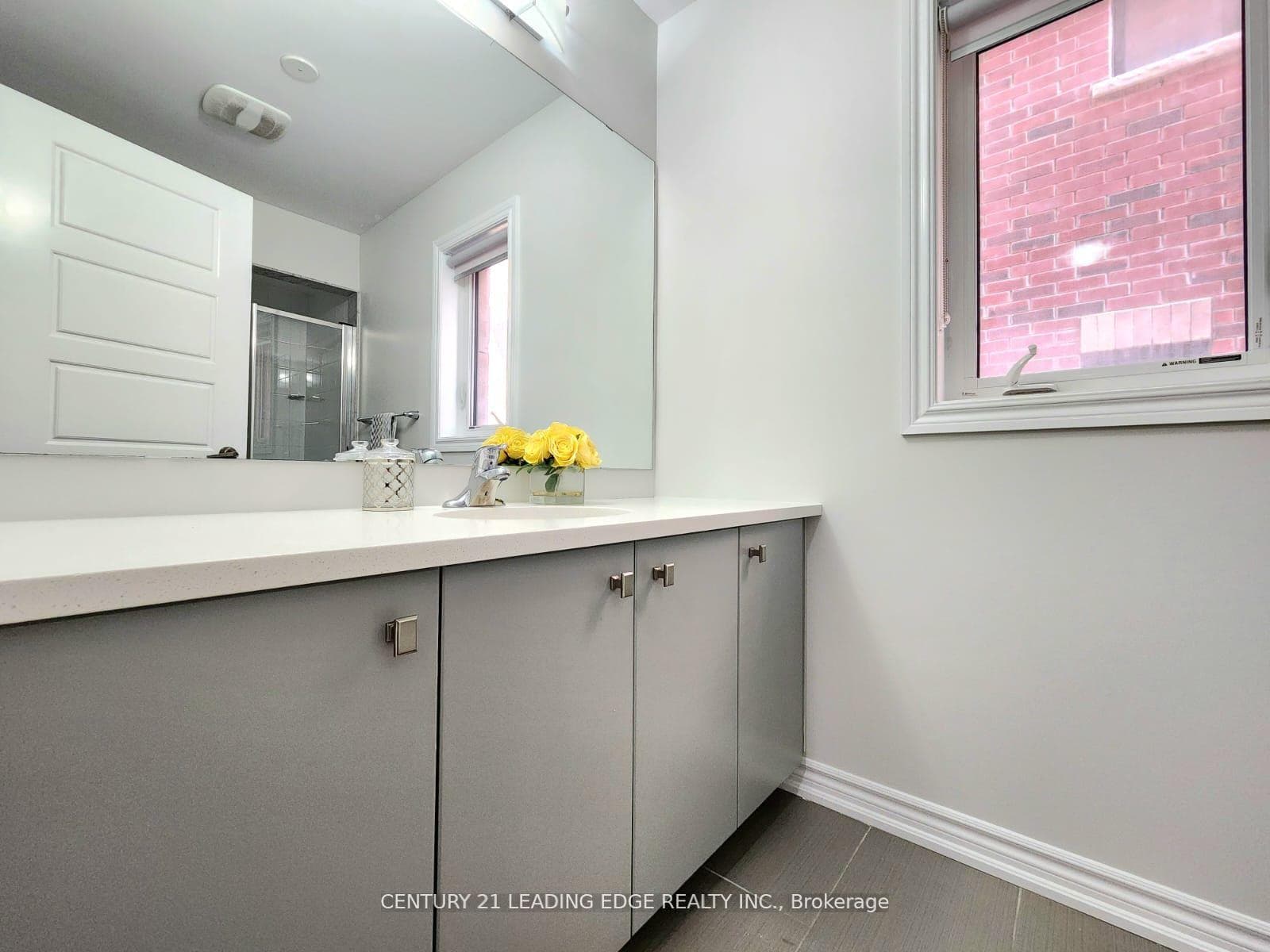 10 Fraleigh Avenue photo 31