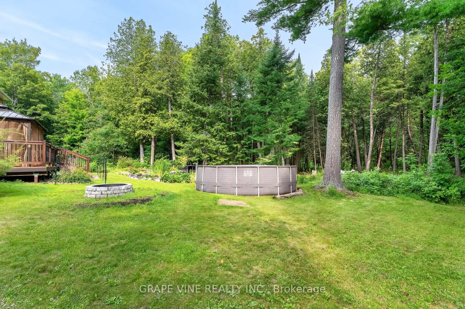 109 MIDVALE Drive photo 45