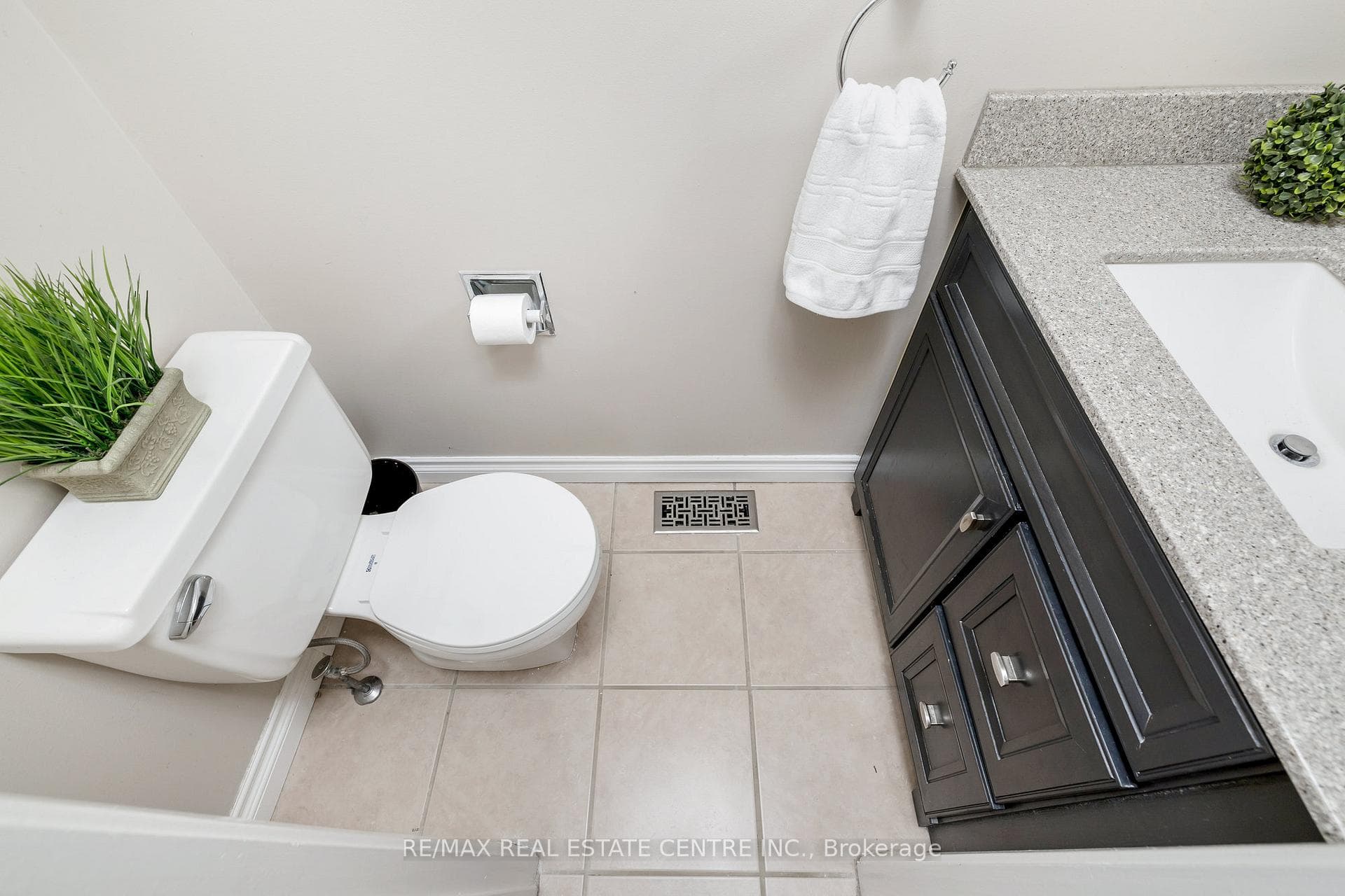 773 Coulson Avenue photo 12