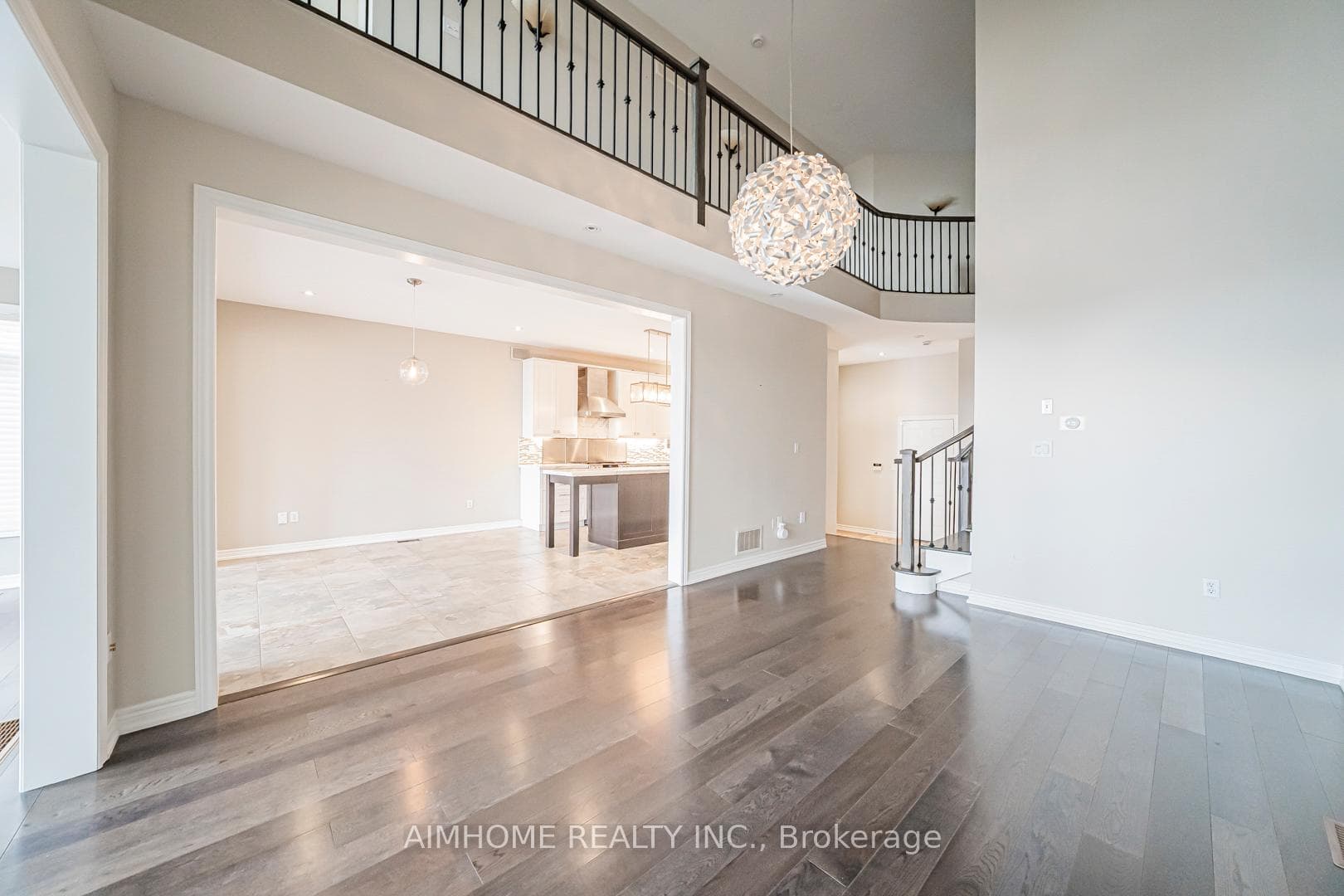 1132 Woodington Lane photo 3