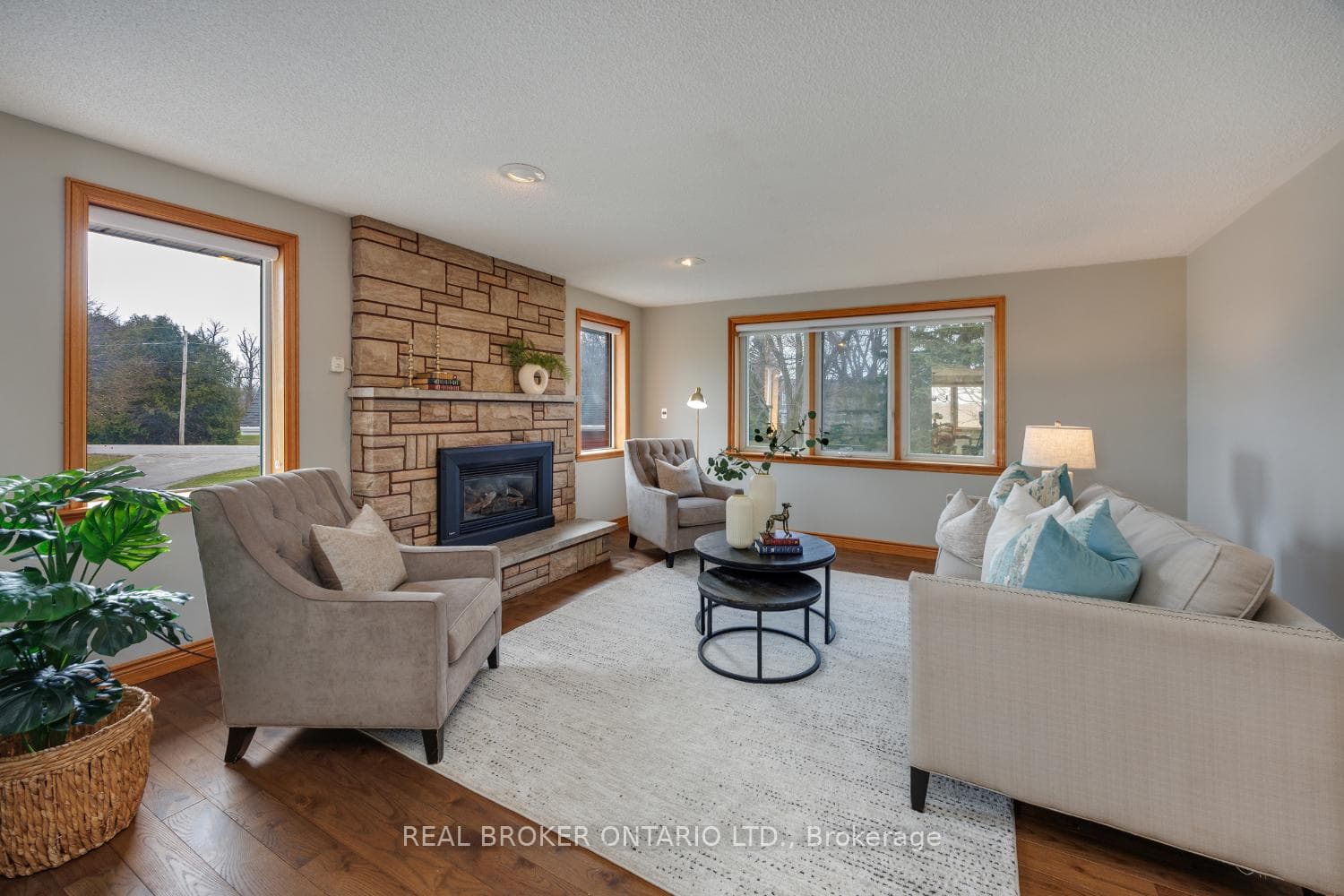 3060 Gibson Road photo 8