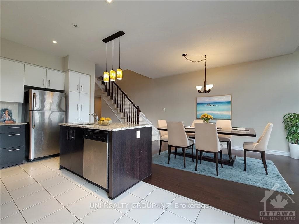 167 POPPLEWELL Crescent photo 9