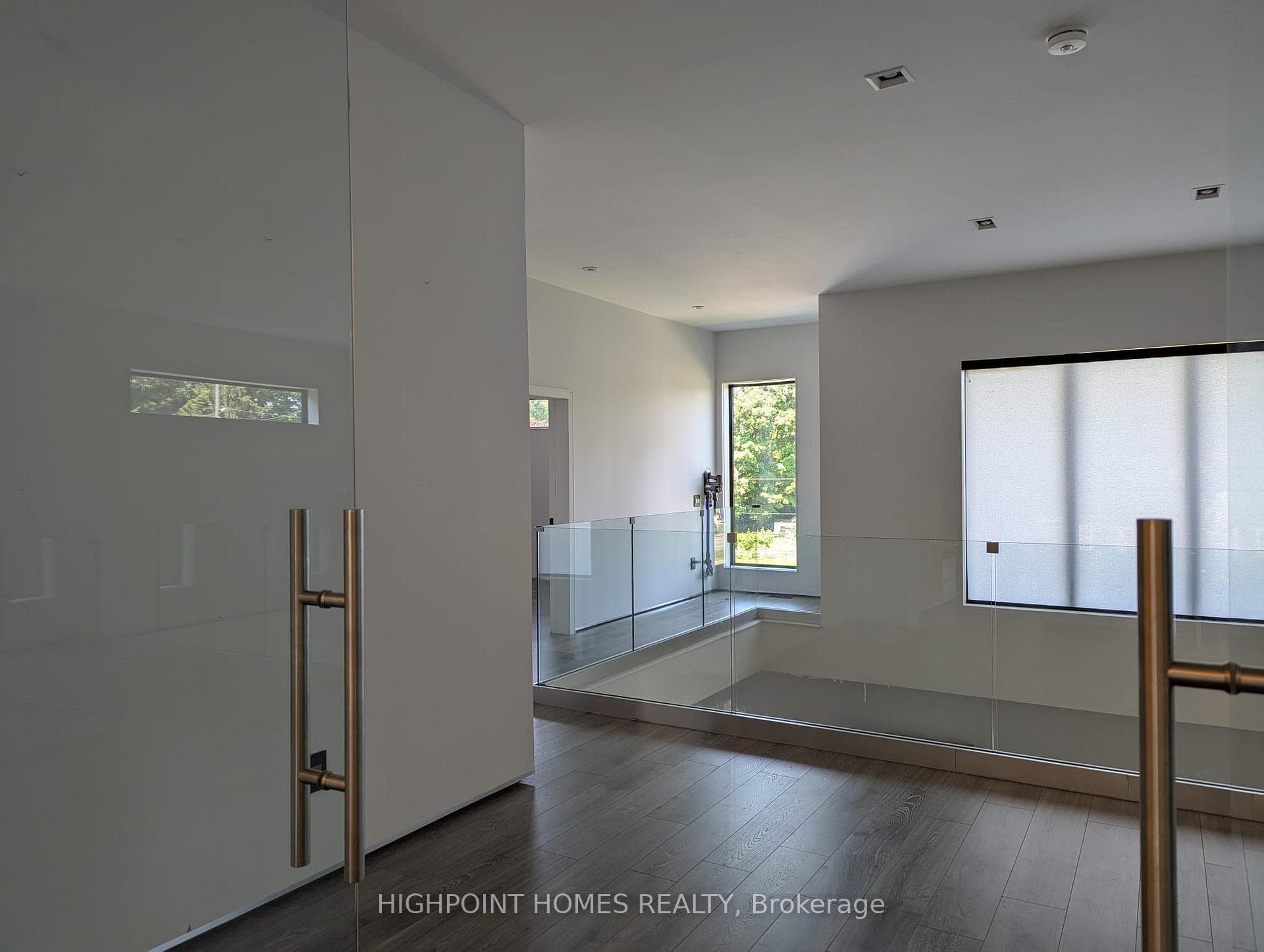 5010 Barber Street photo 10