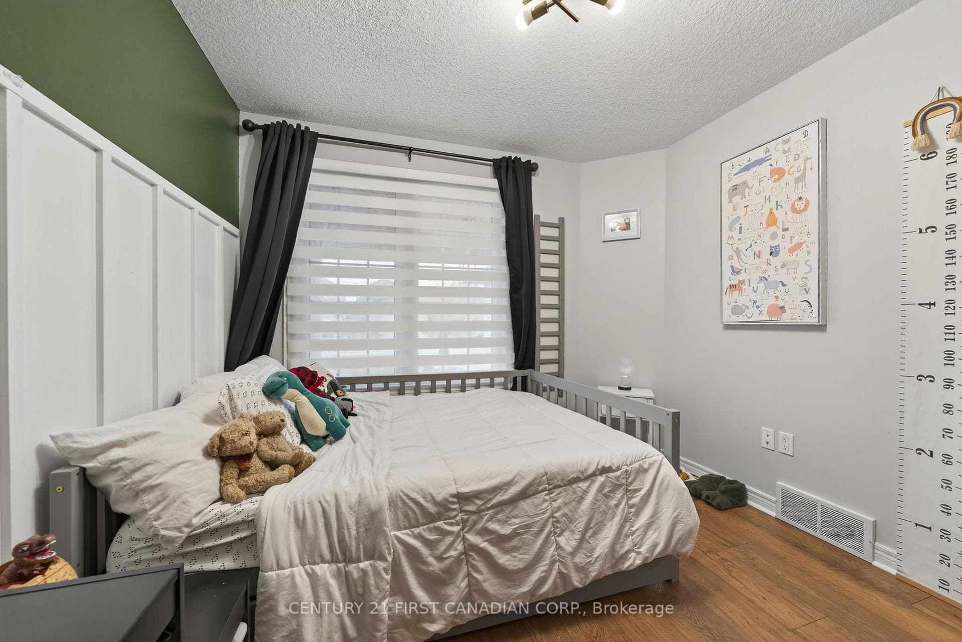 292 Thorn Drive photo 14
