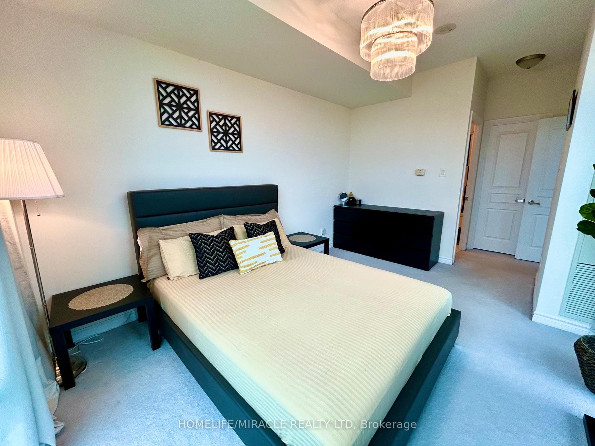 3525 Kariya Drive Unit 802 photo 17