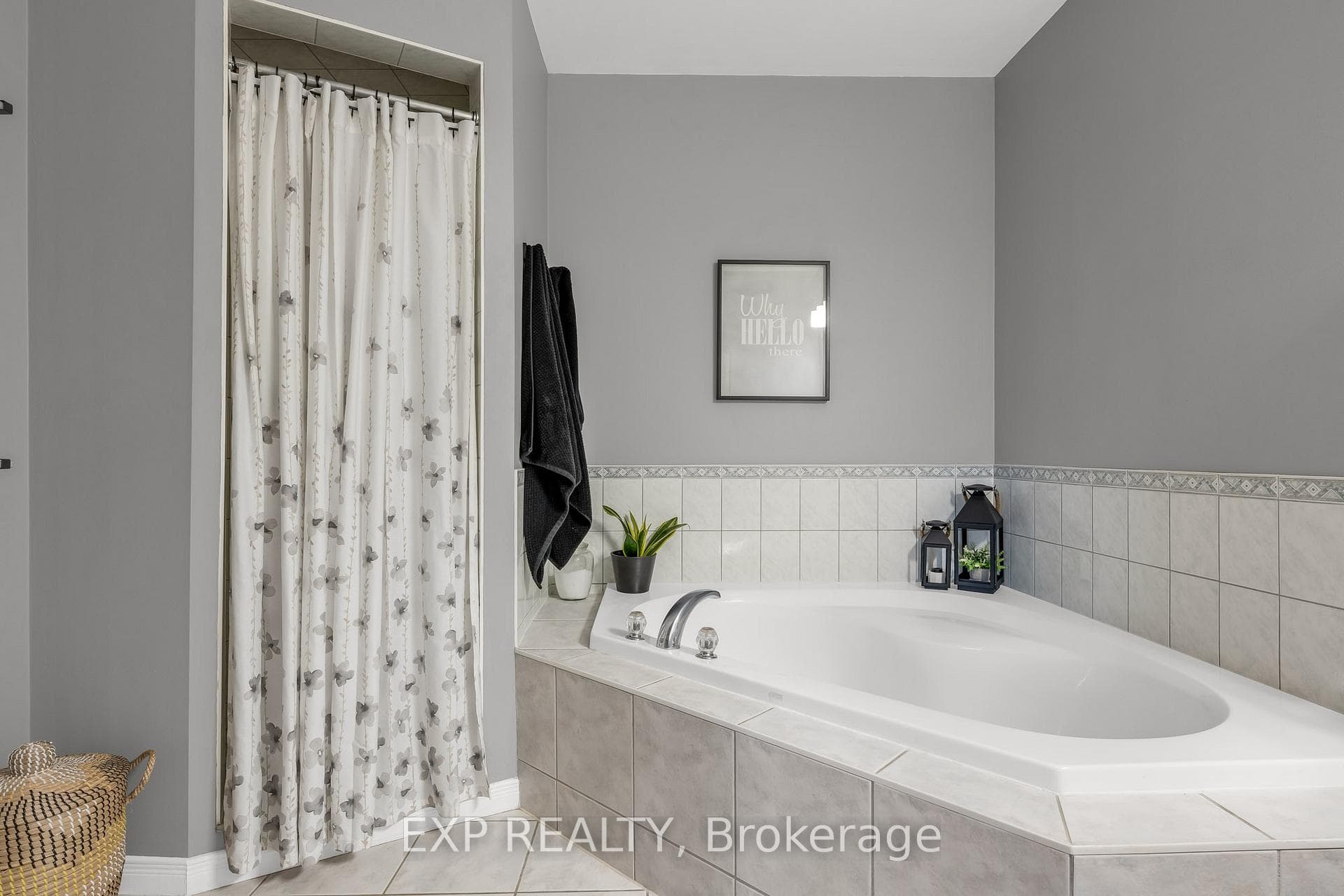 Master Ensuite