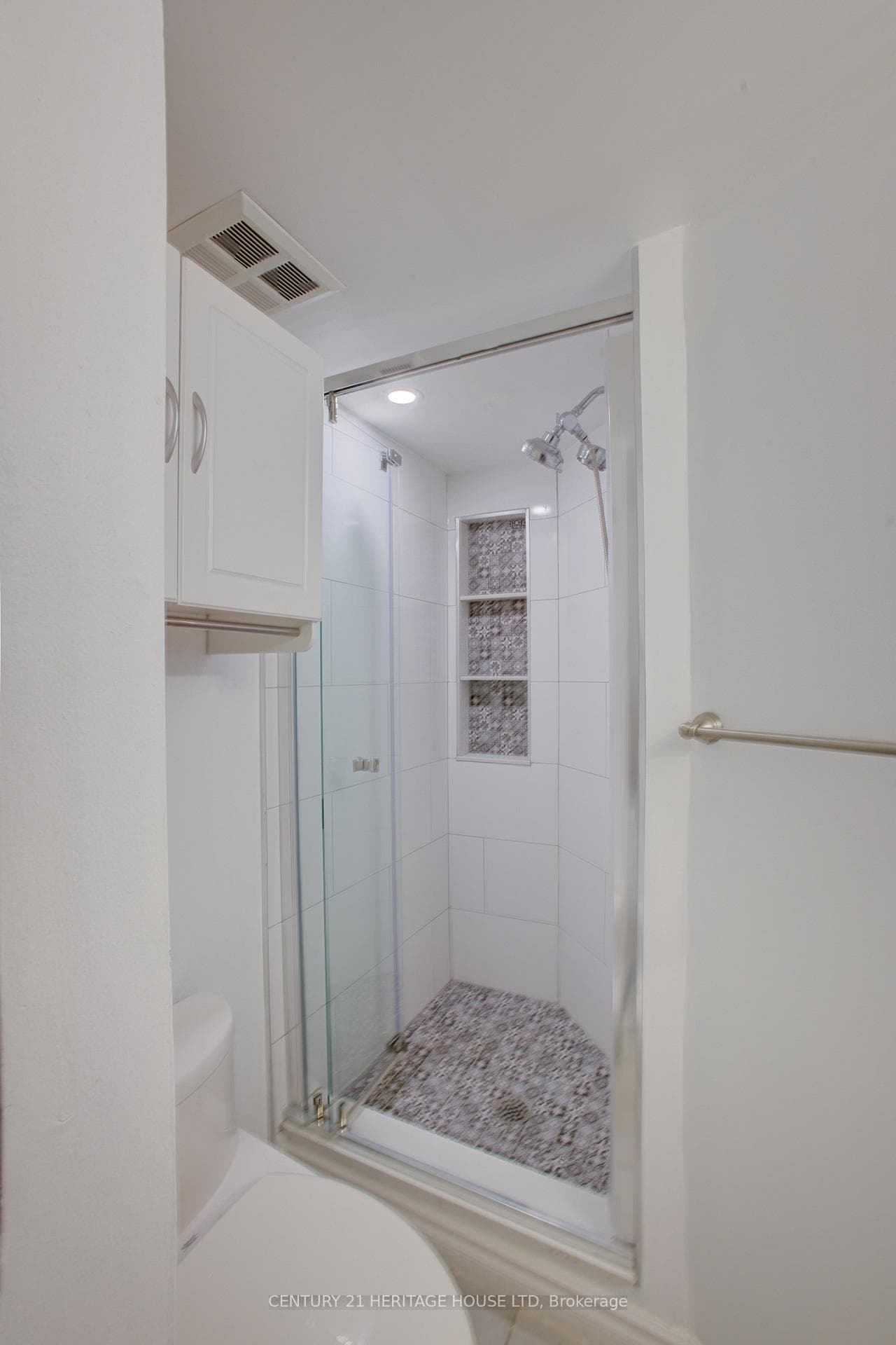 237 King Street Unit 305 photo 19