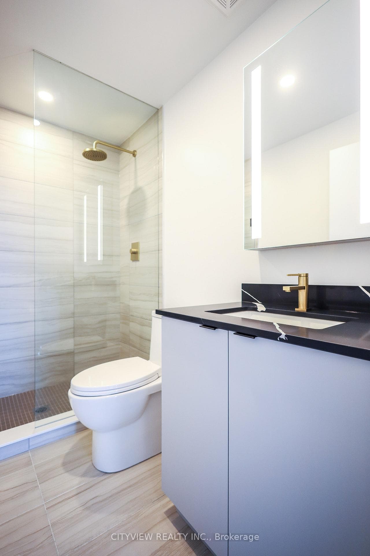 285 Dufferin Street Unit 1402 photo 16
