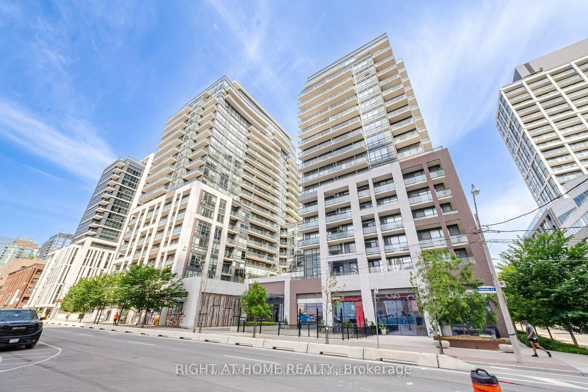 460 Adelaide Street Unit 632 photo 1