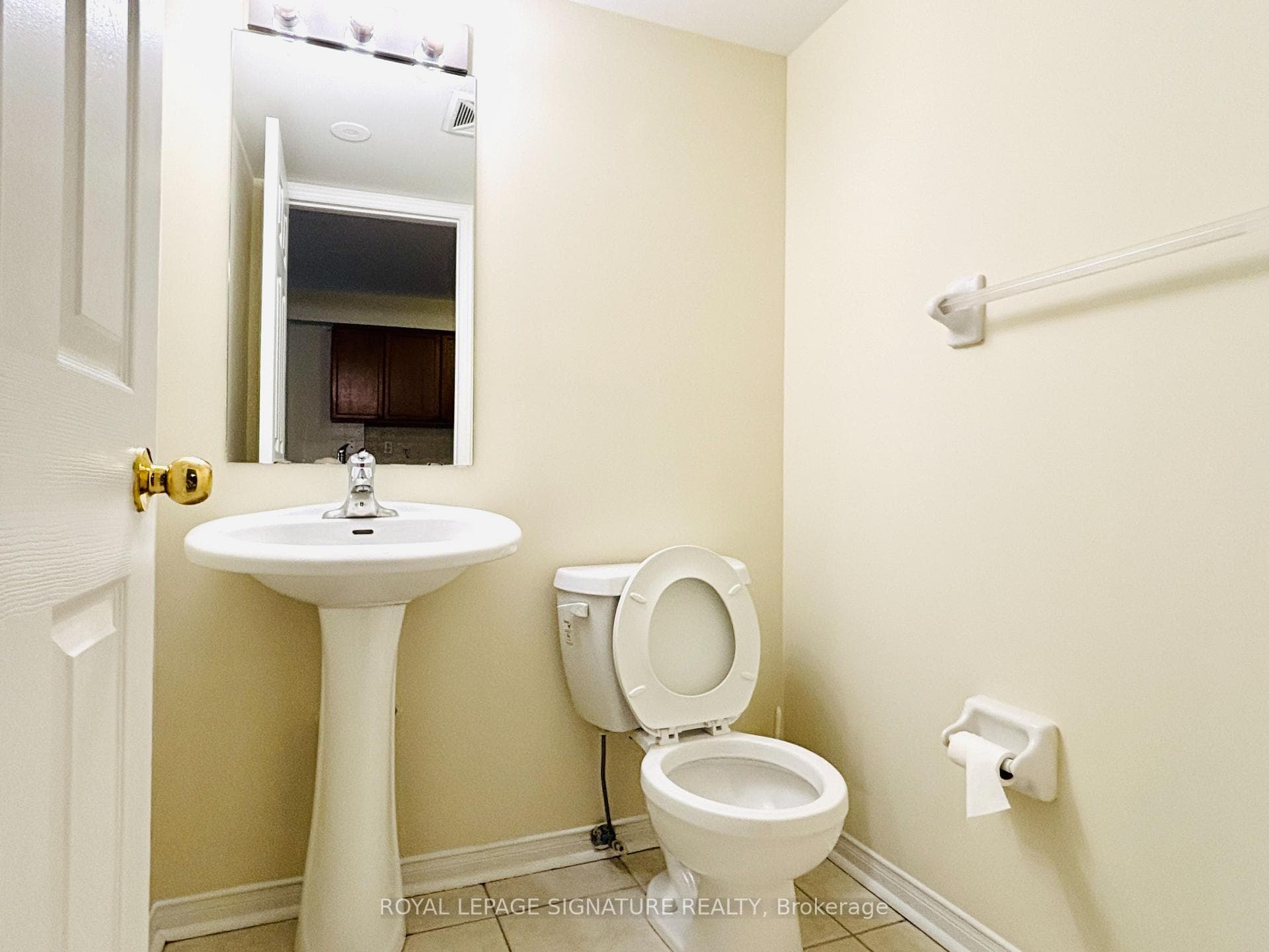 308 John Street Unit 110 photo 7