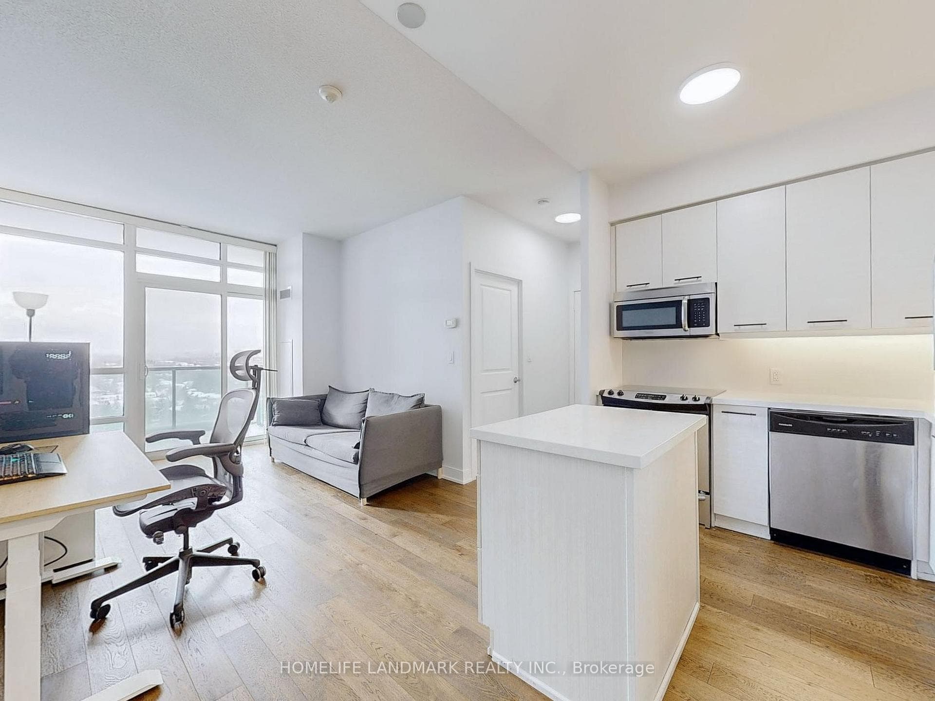 26 Norton Avenue Unit 1711 photo 13