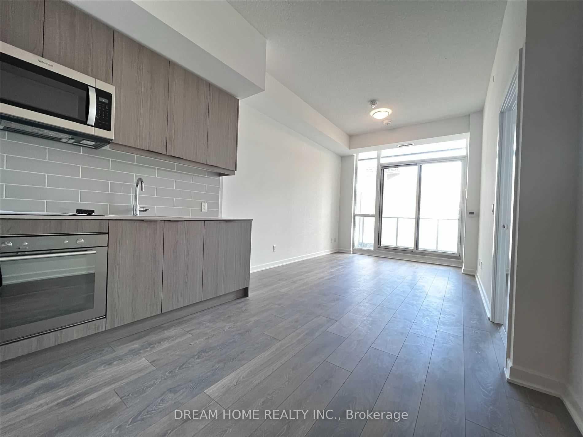 38 Forest Manor Road Unit 314 photo 3