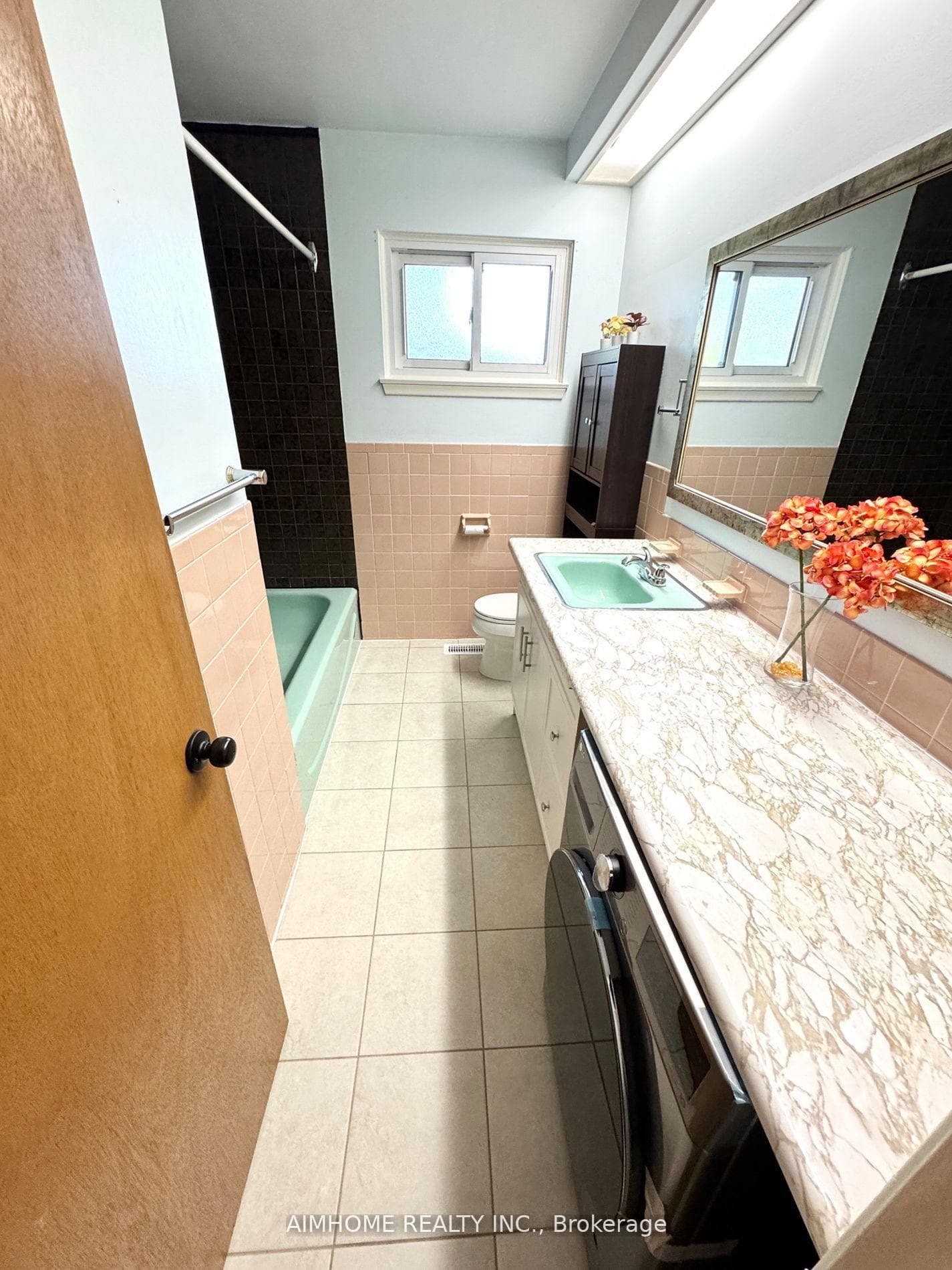 31 Poplar Road Unit (Main) photo 17