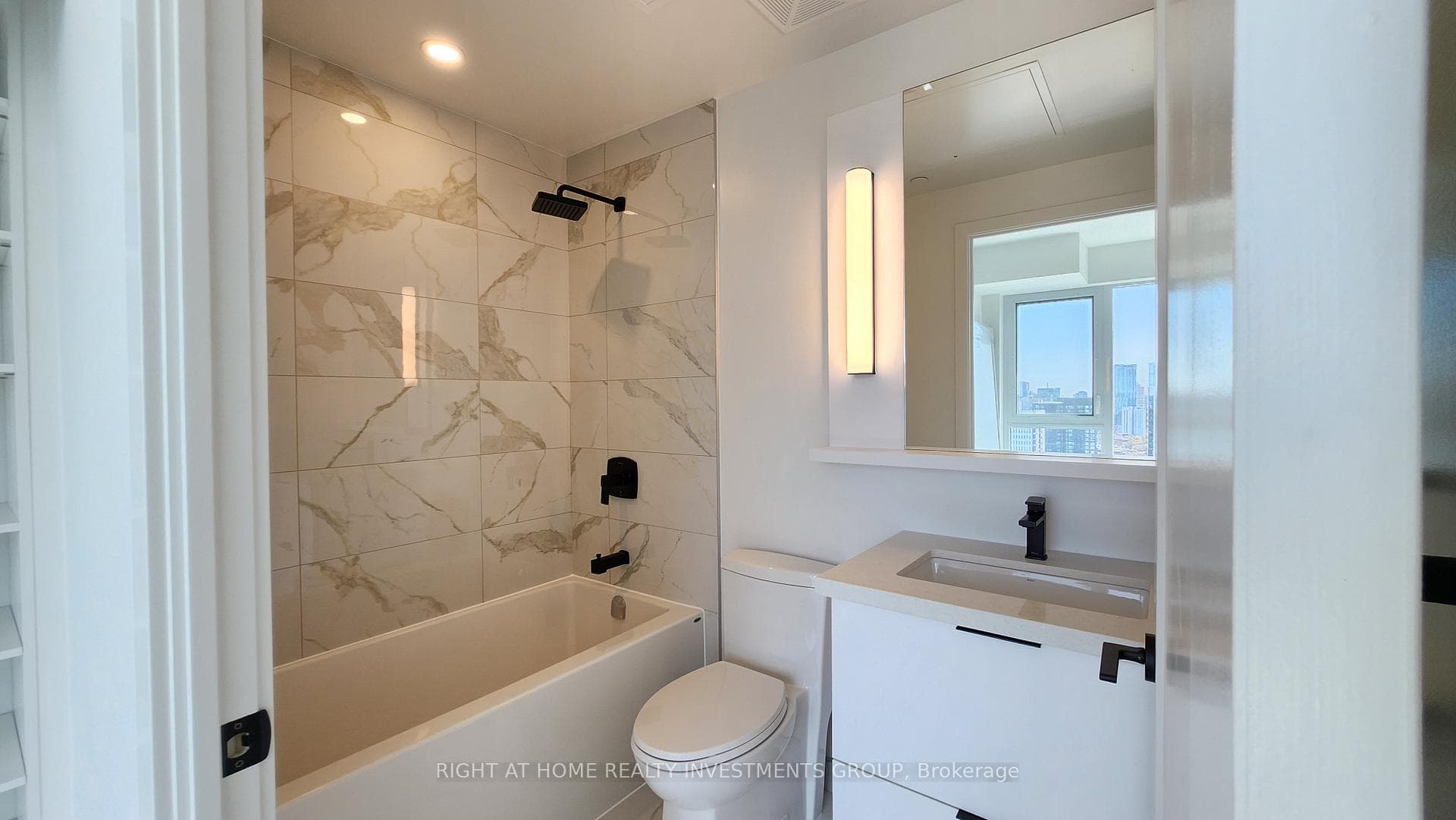 5 Defries Street Unit 2905 photo 19