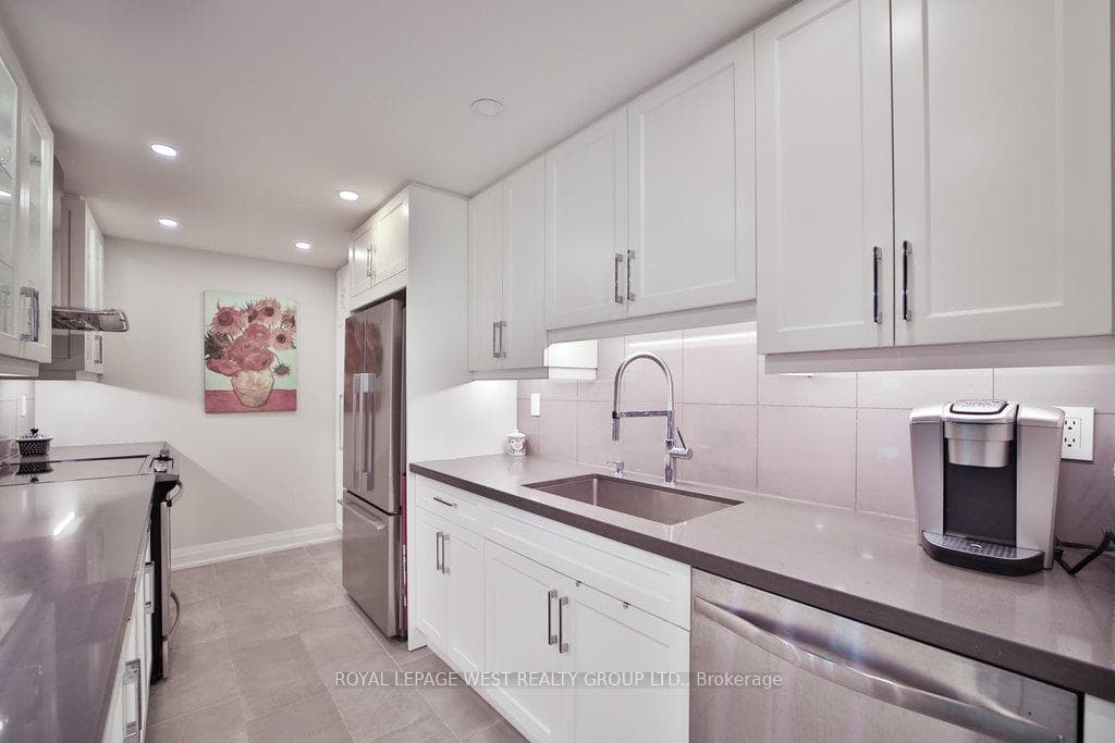 299 Mill Road Unit 1102 photo 14