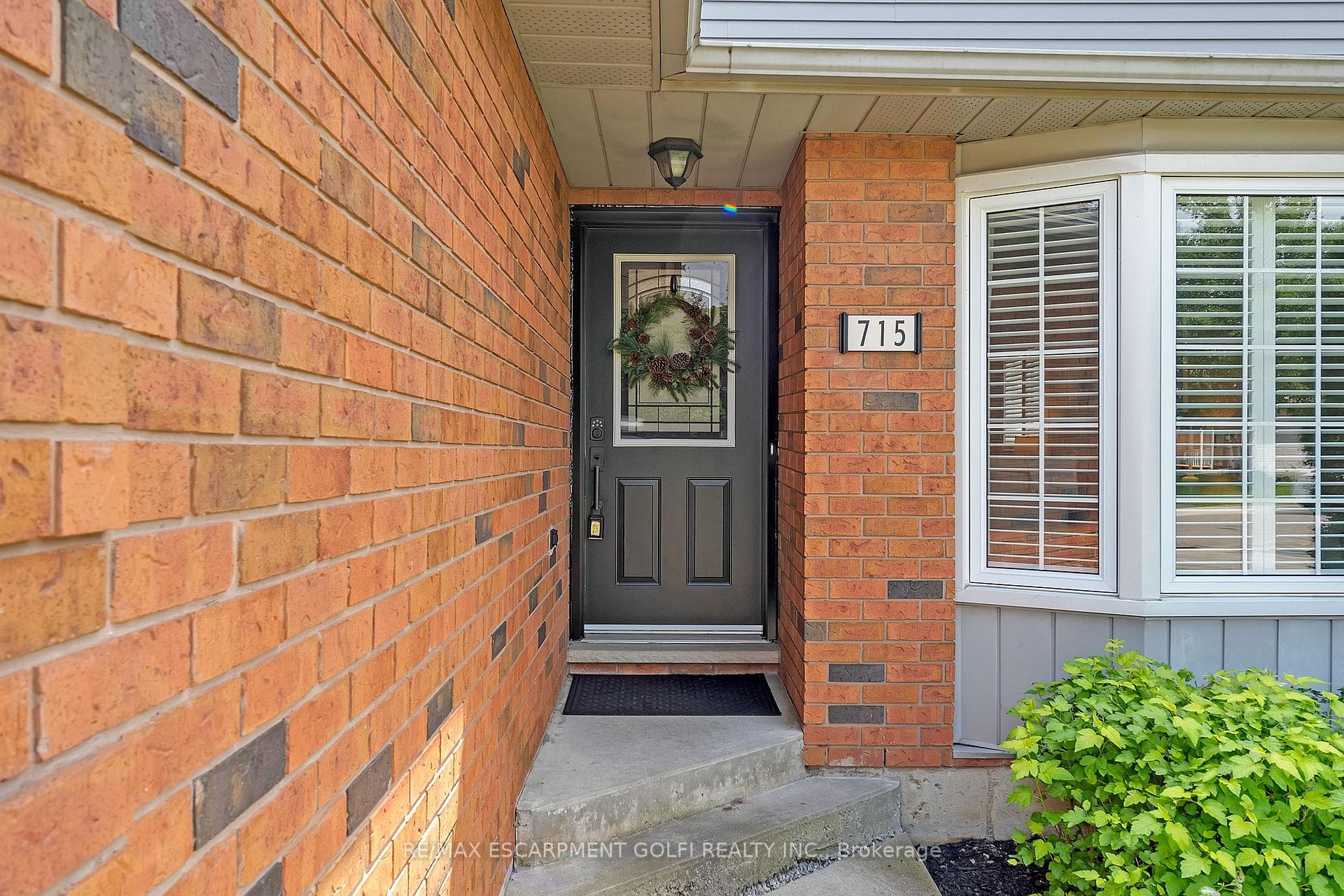 715 Templemead Drive photo 4