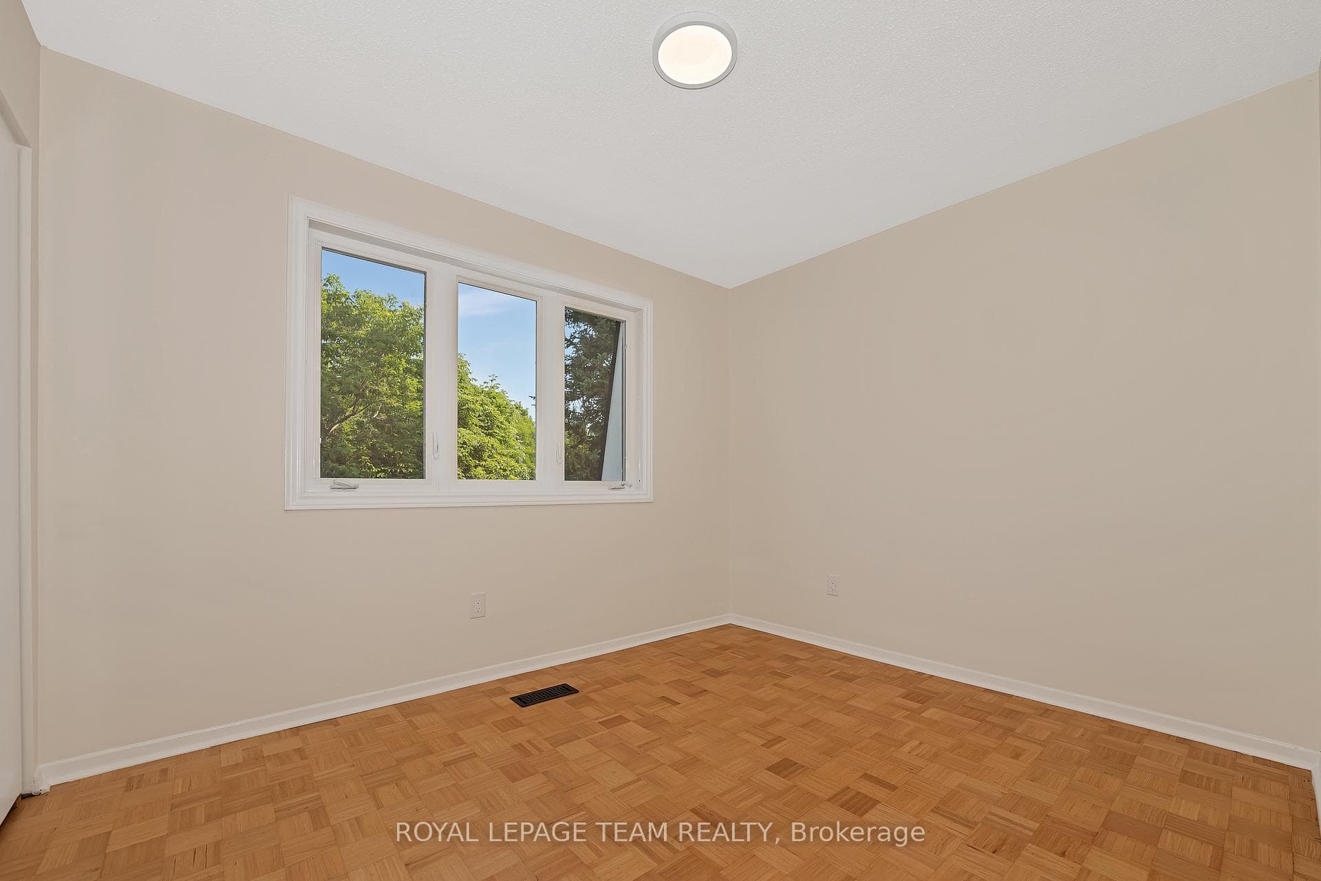 1825 Yale Avenue photo 35