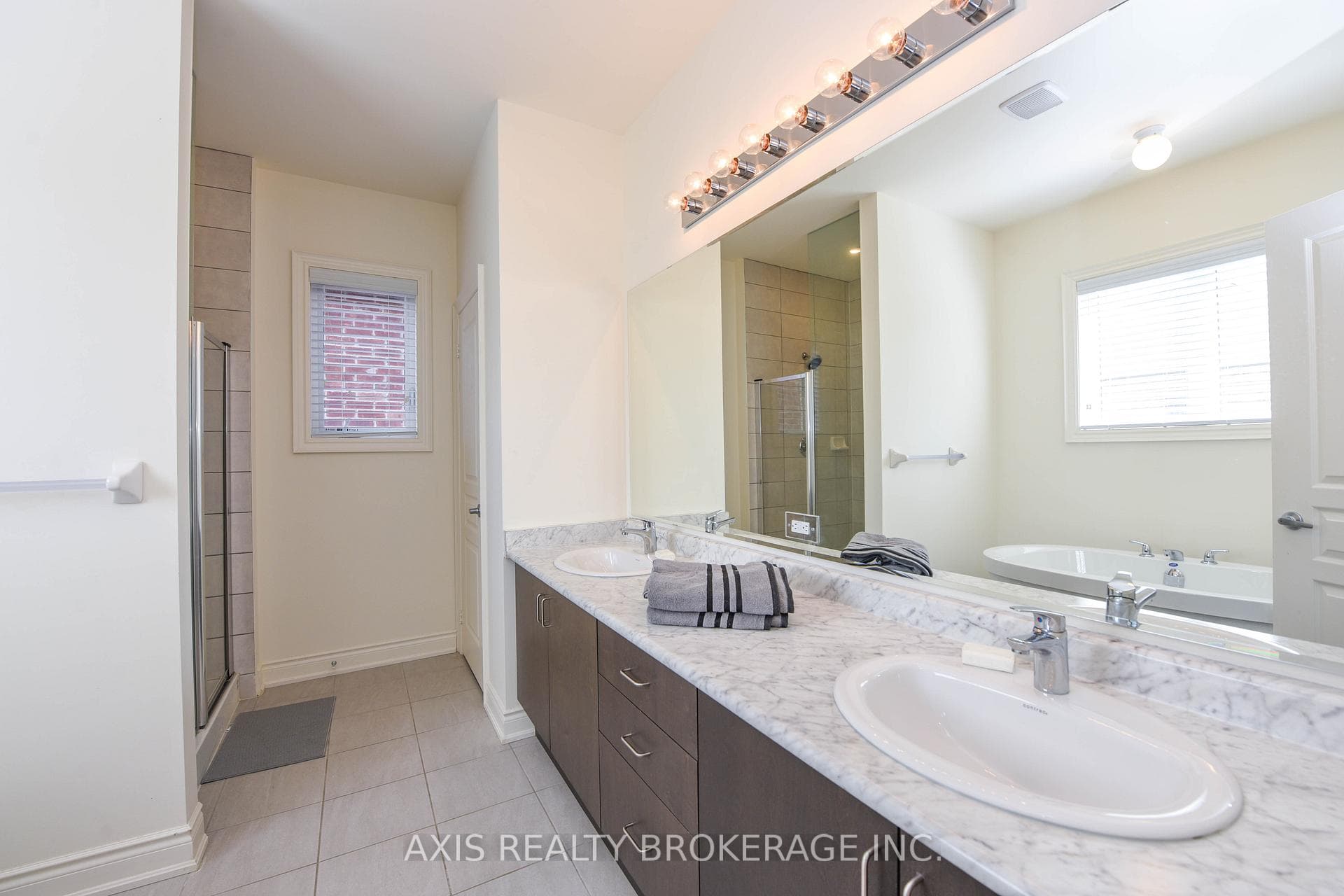 1534 Devine Point photo 42