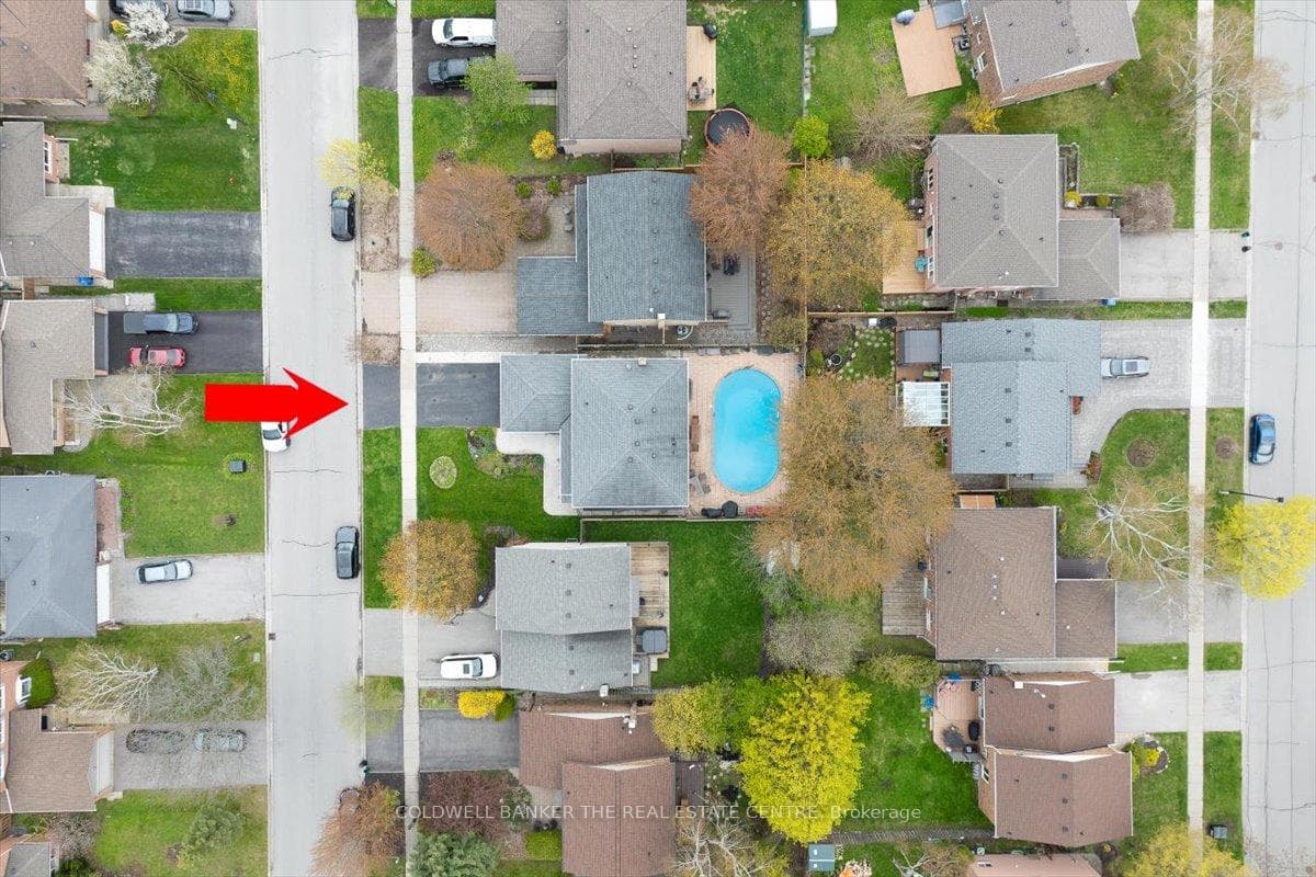 264 Manchester Drive photo 27