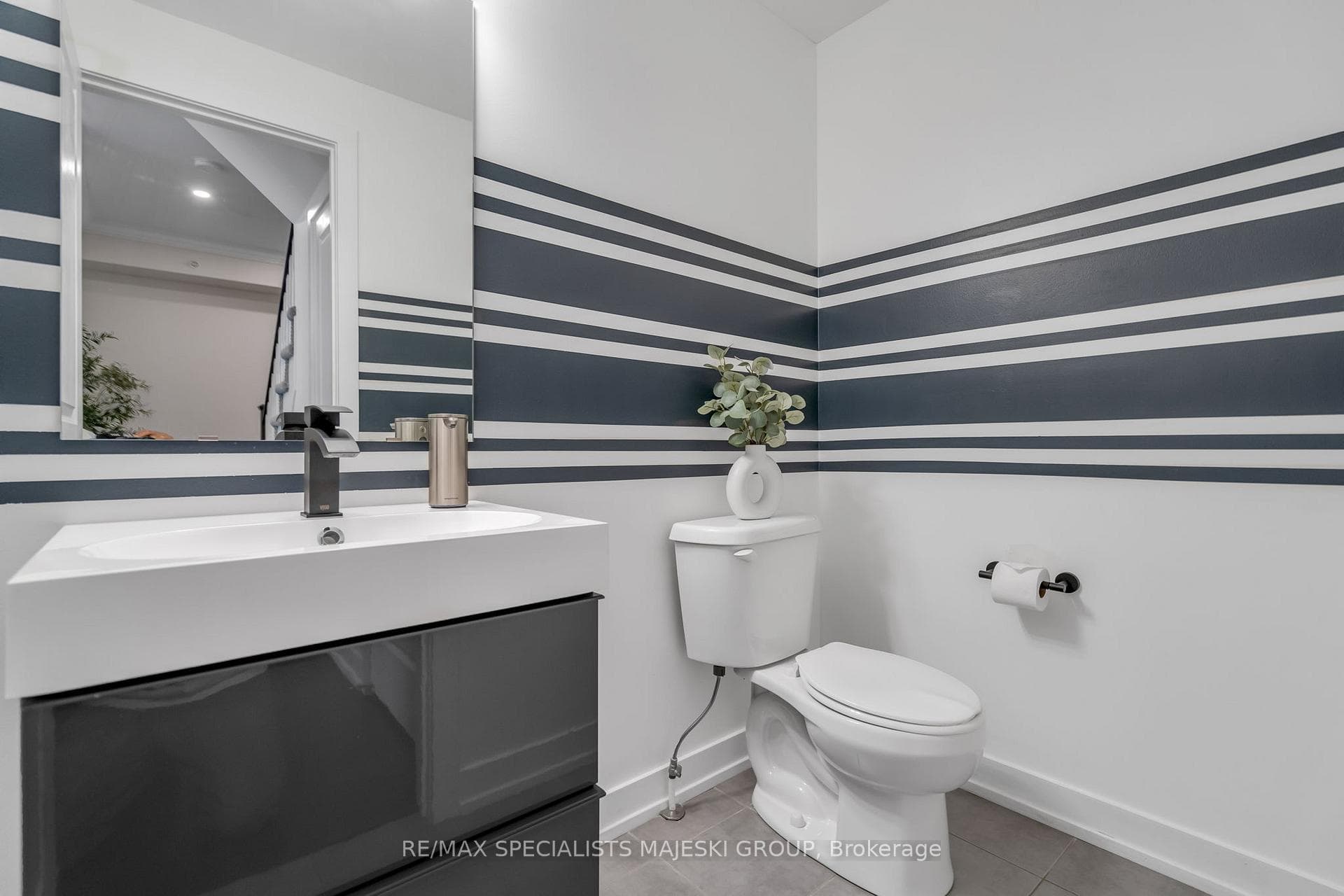 6 Drummond Street Unit 310 photo 14