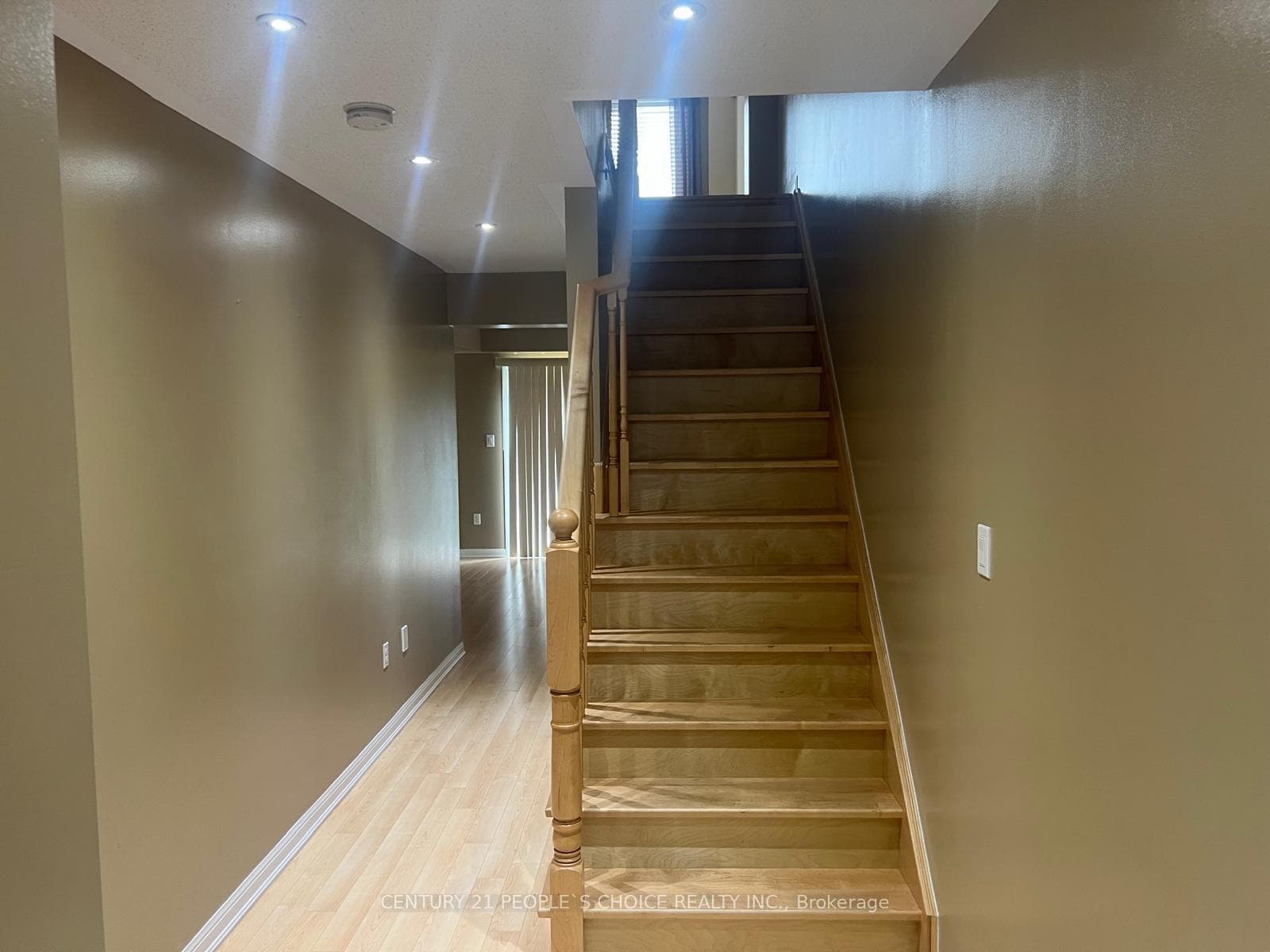15 Lanternlight Lane photo 3