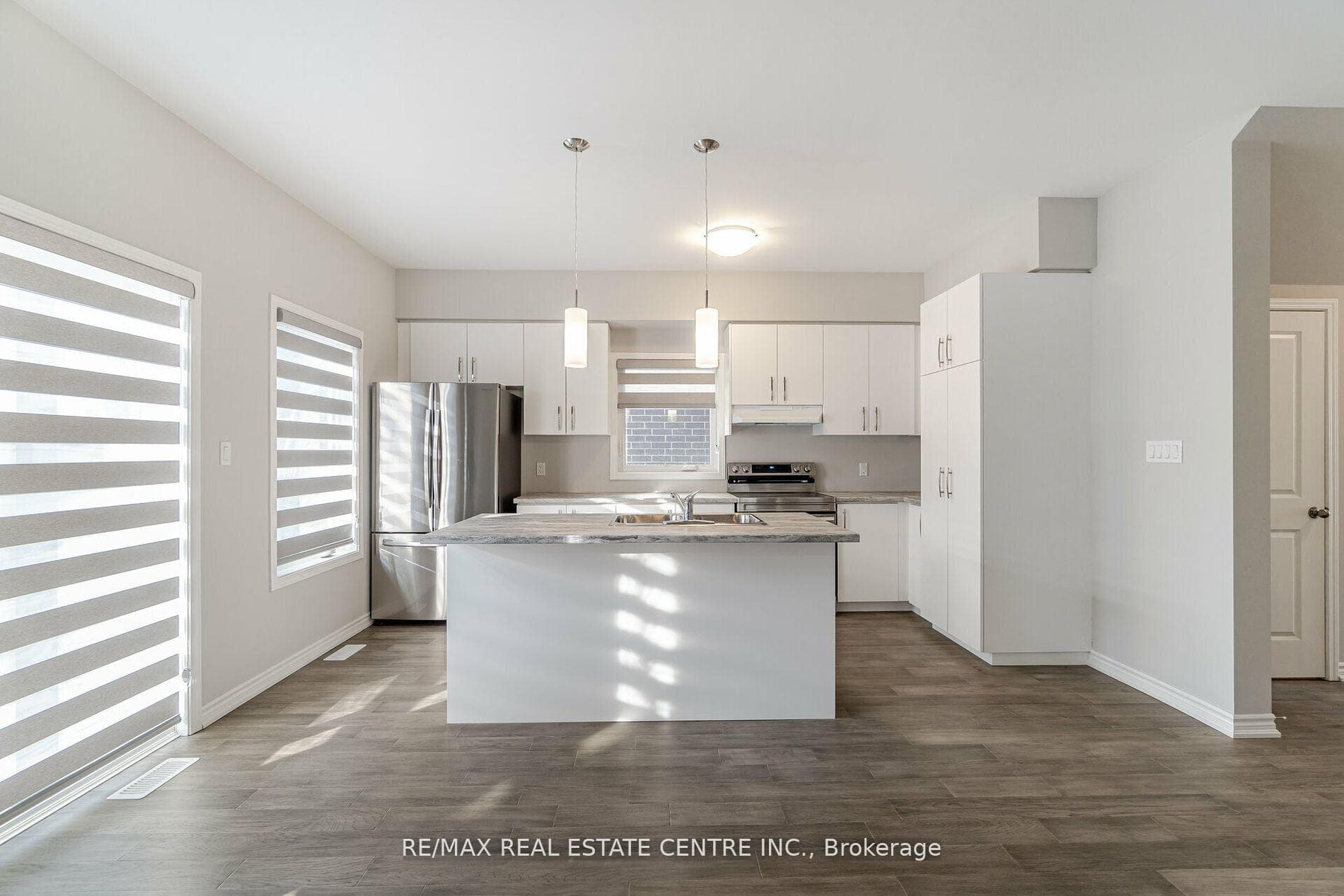 219 Taylor Street photo 9