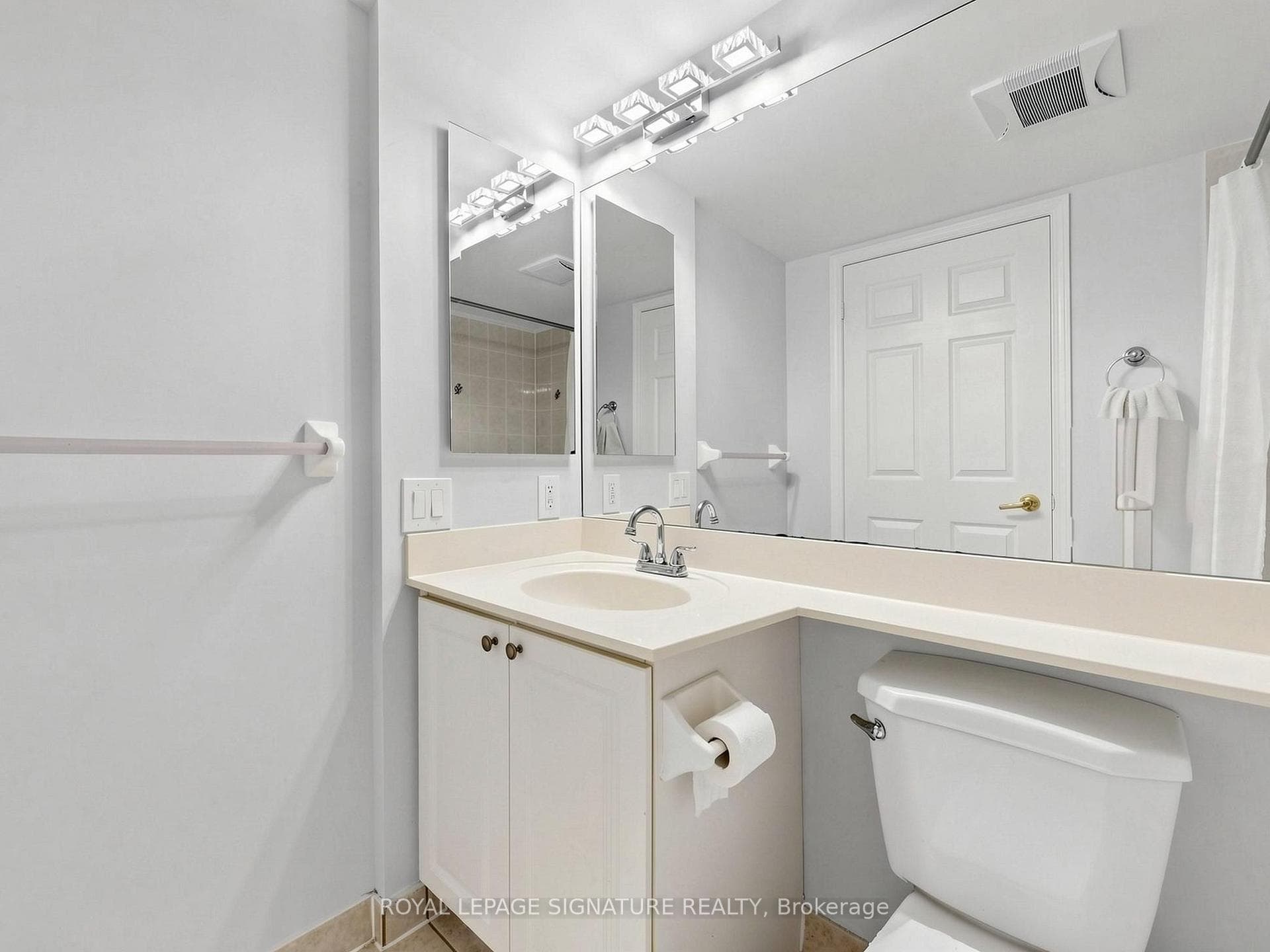 55 Strathaven Drive Unit 708 photo 25