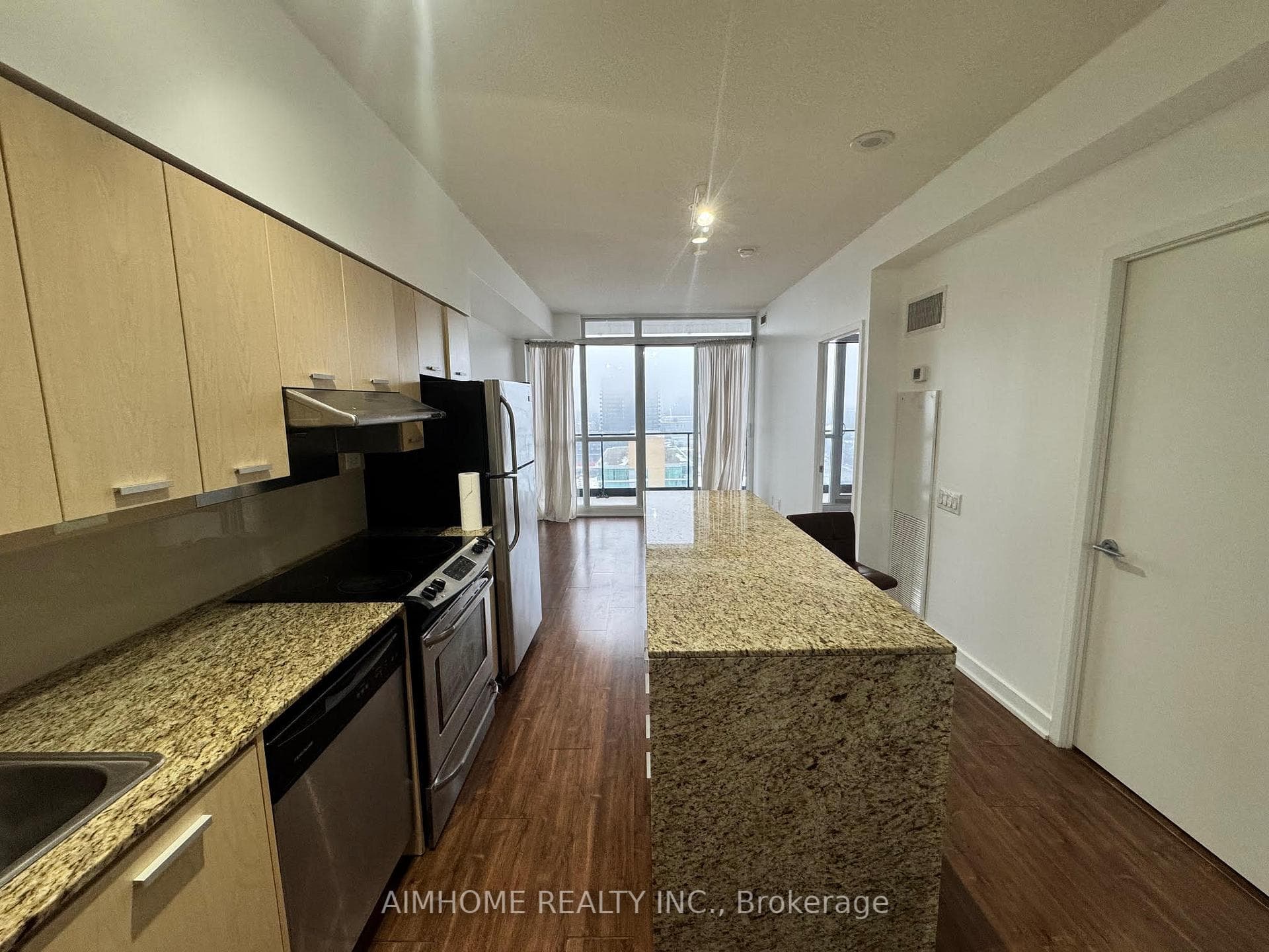 33 Singer Court Unit 2106 photo 2